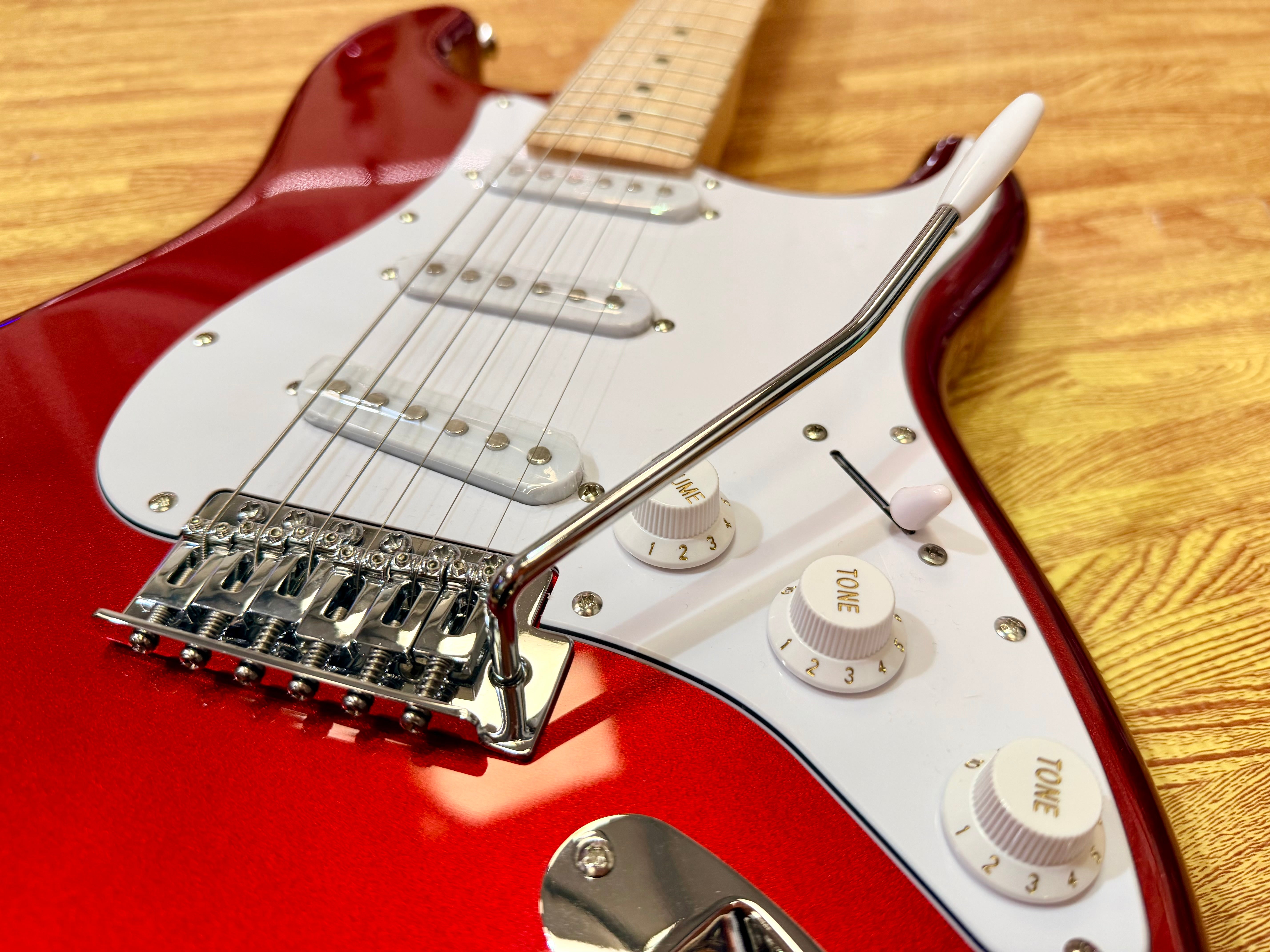 ๐ธ EastCoast ST1 Electric Guitar- Candy Apple Red~ Maple Neck Stratocaster ๐ธ