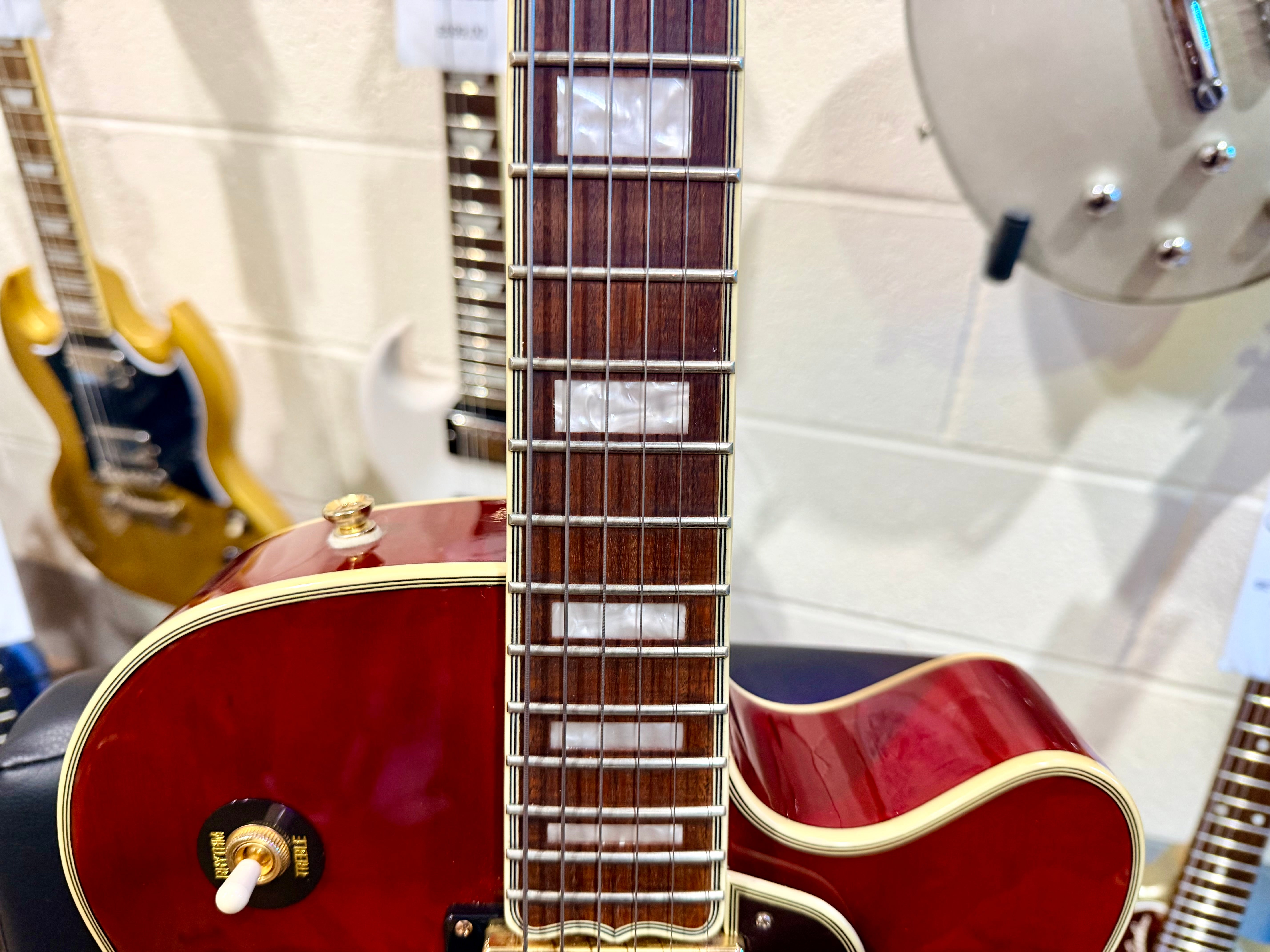🔥MINT 2019🔥 Epiphone Joe Pass Emperor II Pro~ Rare Wine Red Hollowbody + Hard Case