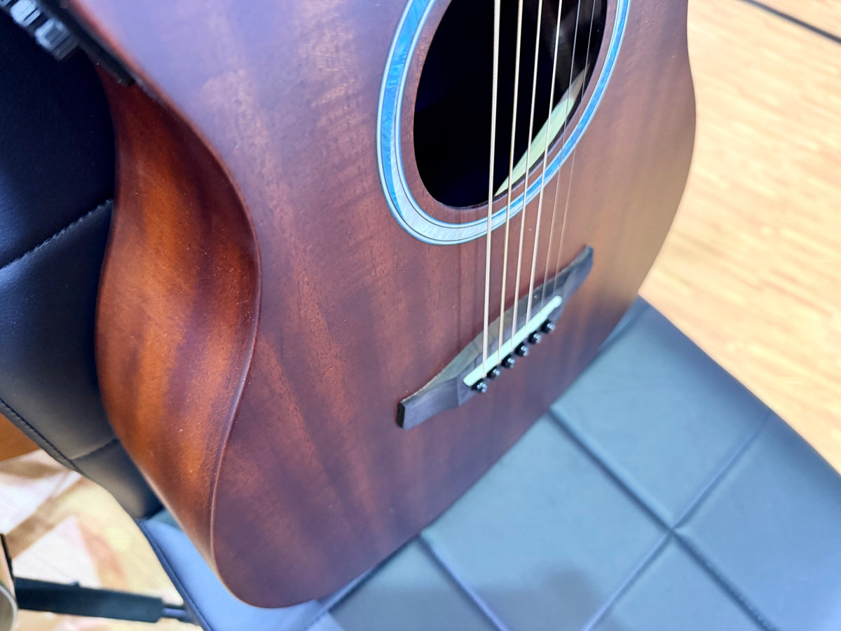 Tanglewood TE8EBL Elemental Parlour Electro Acoustic~ Natural Satin~ Solid Top