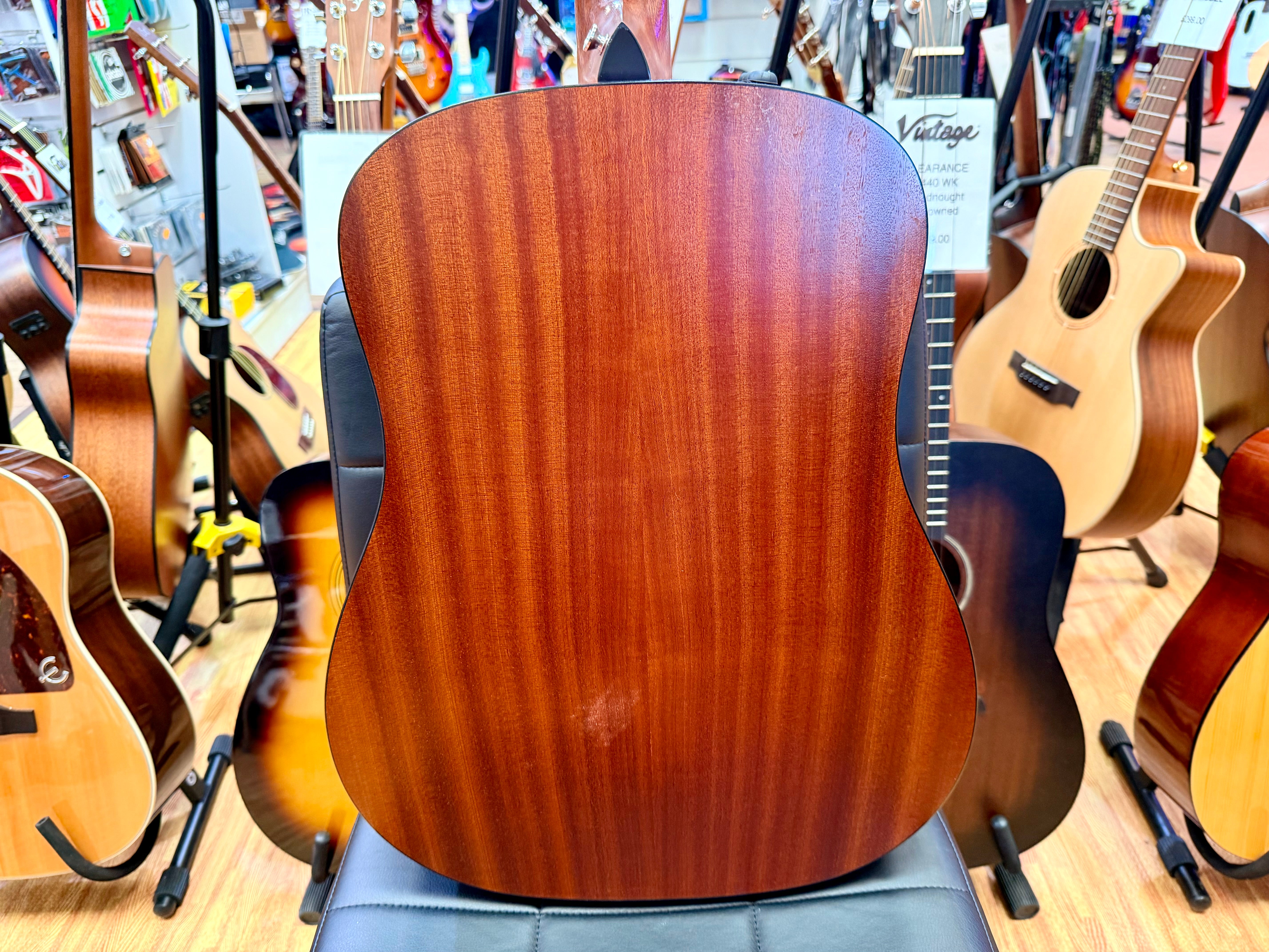 ✨2015✨ Taylor 110e Electro Acoustic~ ES2 Pickup~ Solid Sitka Top Dreadnought!