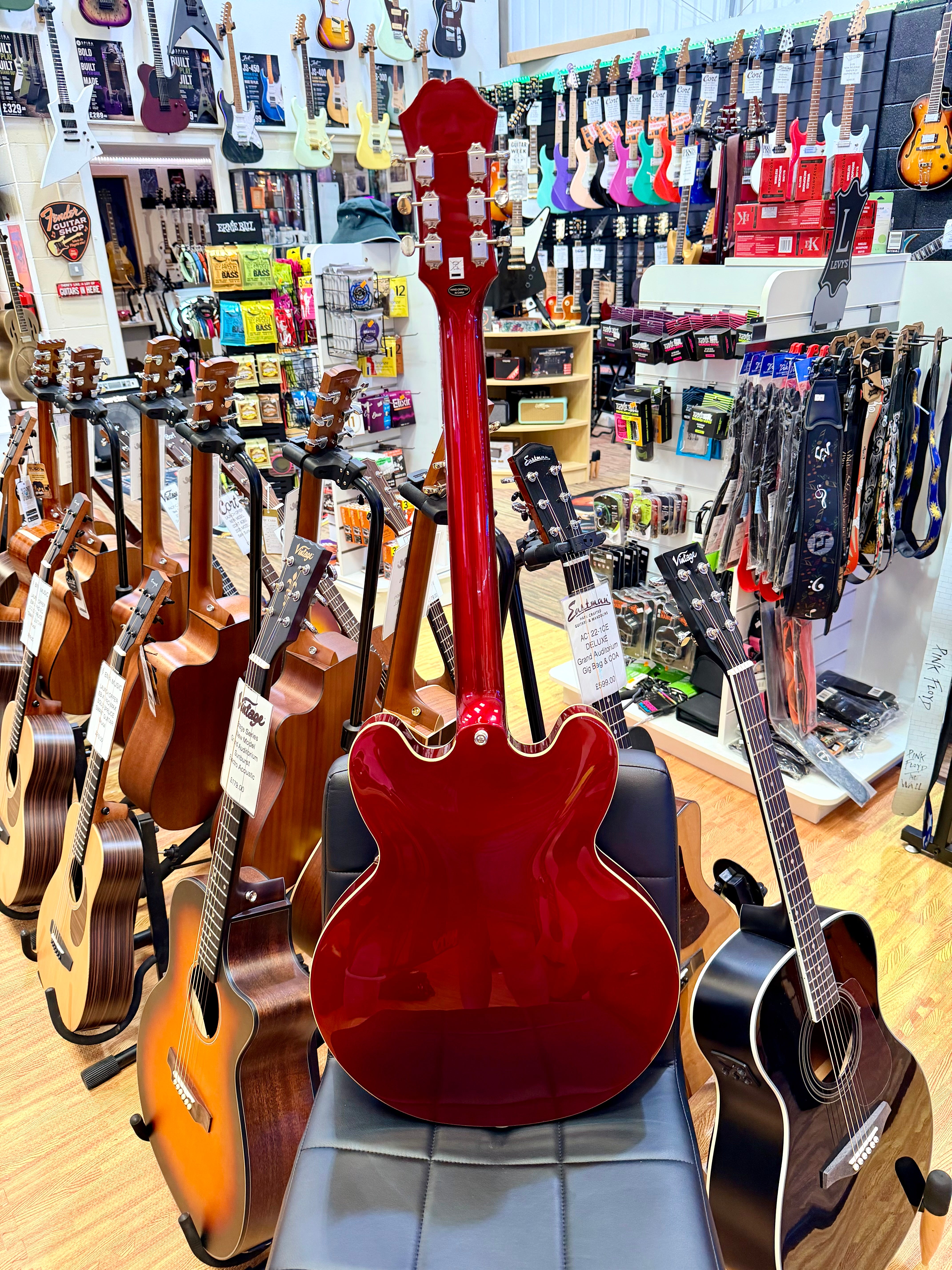 ✨2023✨ Epiphone Riviera Semi-Hollow Sparkling Burgundy~ Frequensator~ Hard Case