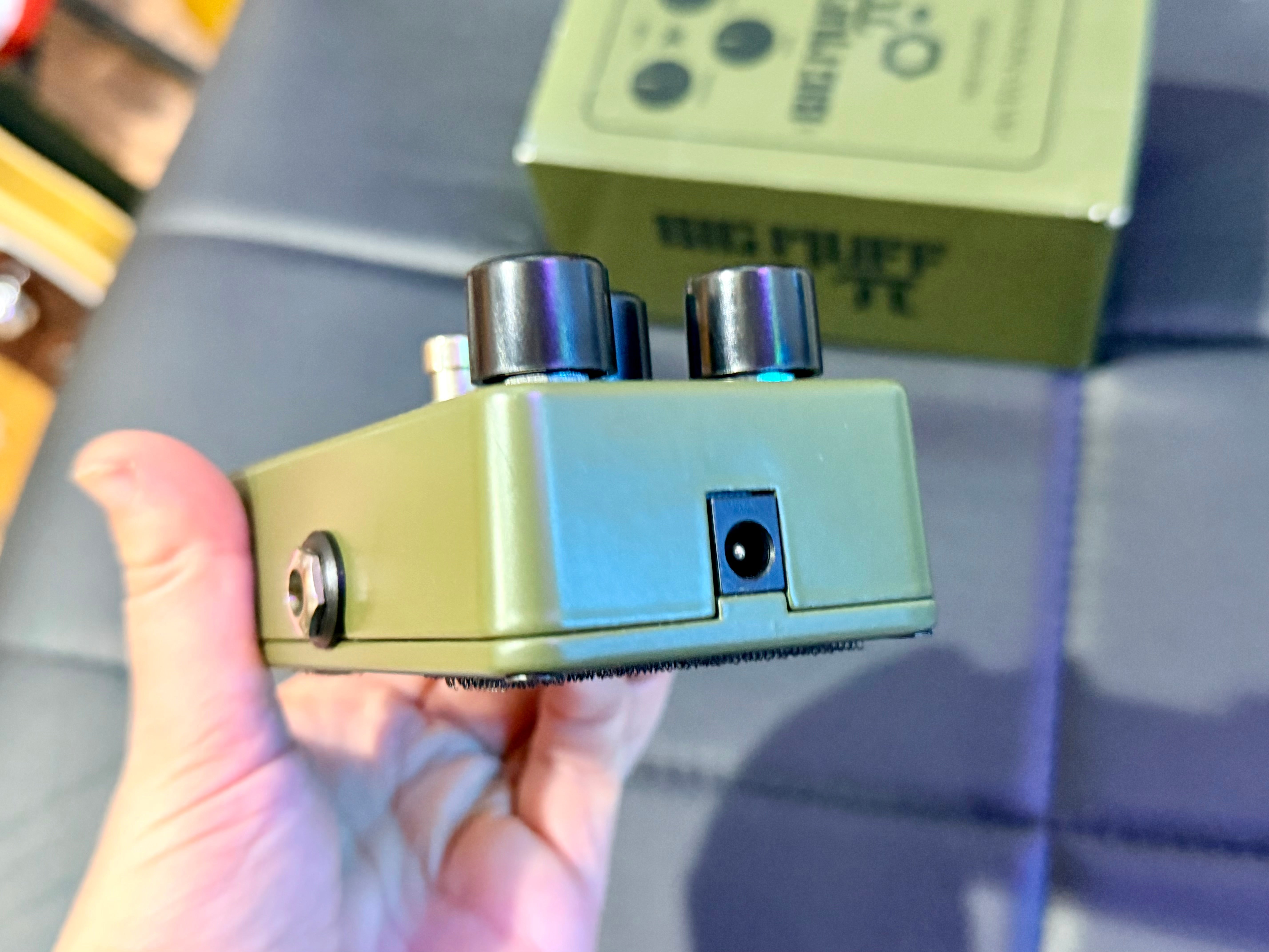 🎸 Electro Harmonix EHX Big Muff~ Green Russian Fuzz Pedal~ Boxed 🎸