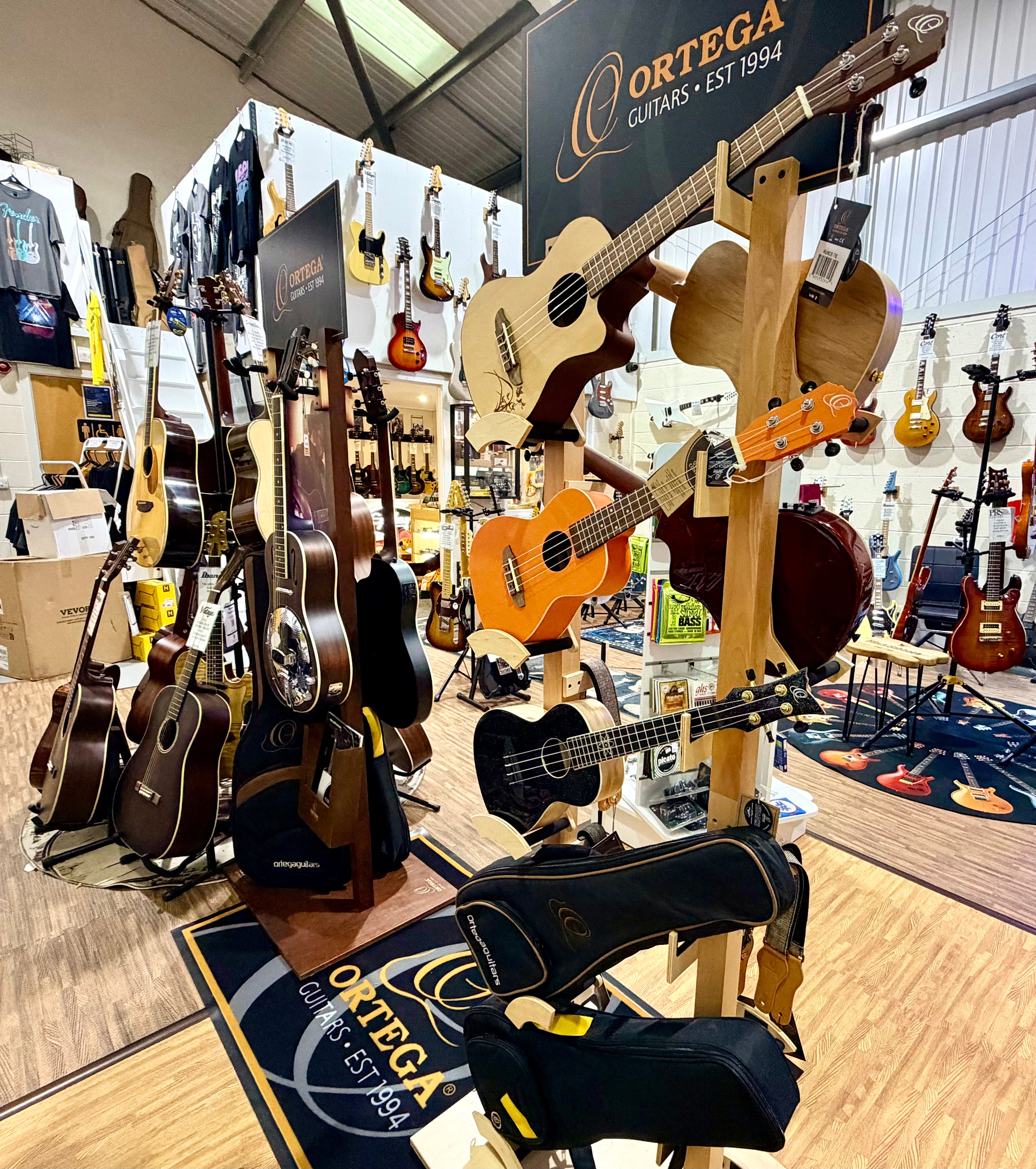 🔥NEW🔥 Ortega TourPlayer Electro-Acoustic Classical Guitar~ Nylon Thin~ Black!