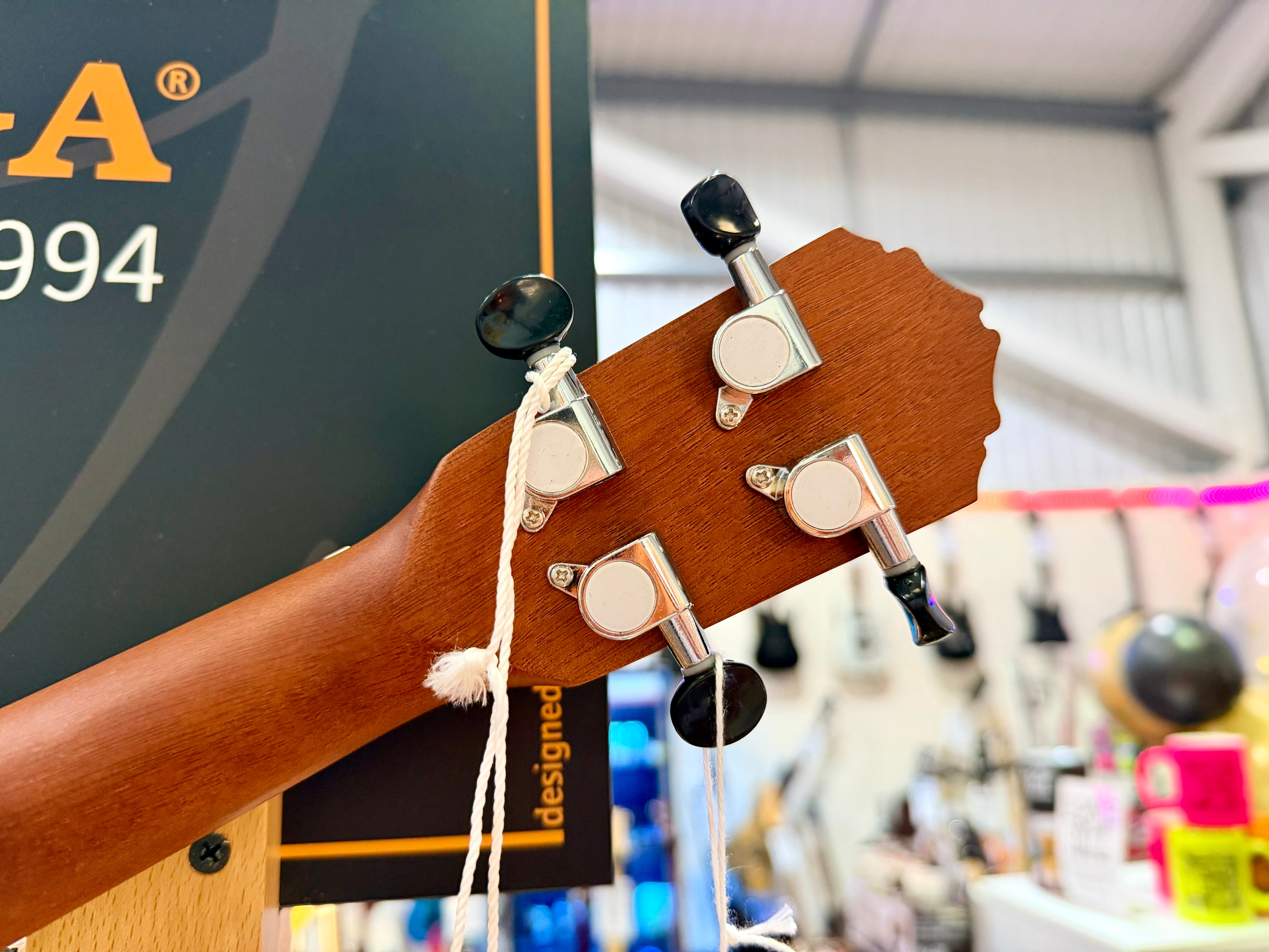 🔥NEW 2025🔥 Ortega Bonfire Series Ukelele~ Electro-Acoustuc Uke~ Natural + Bag!