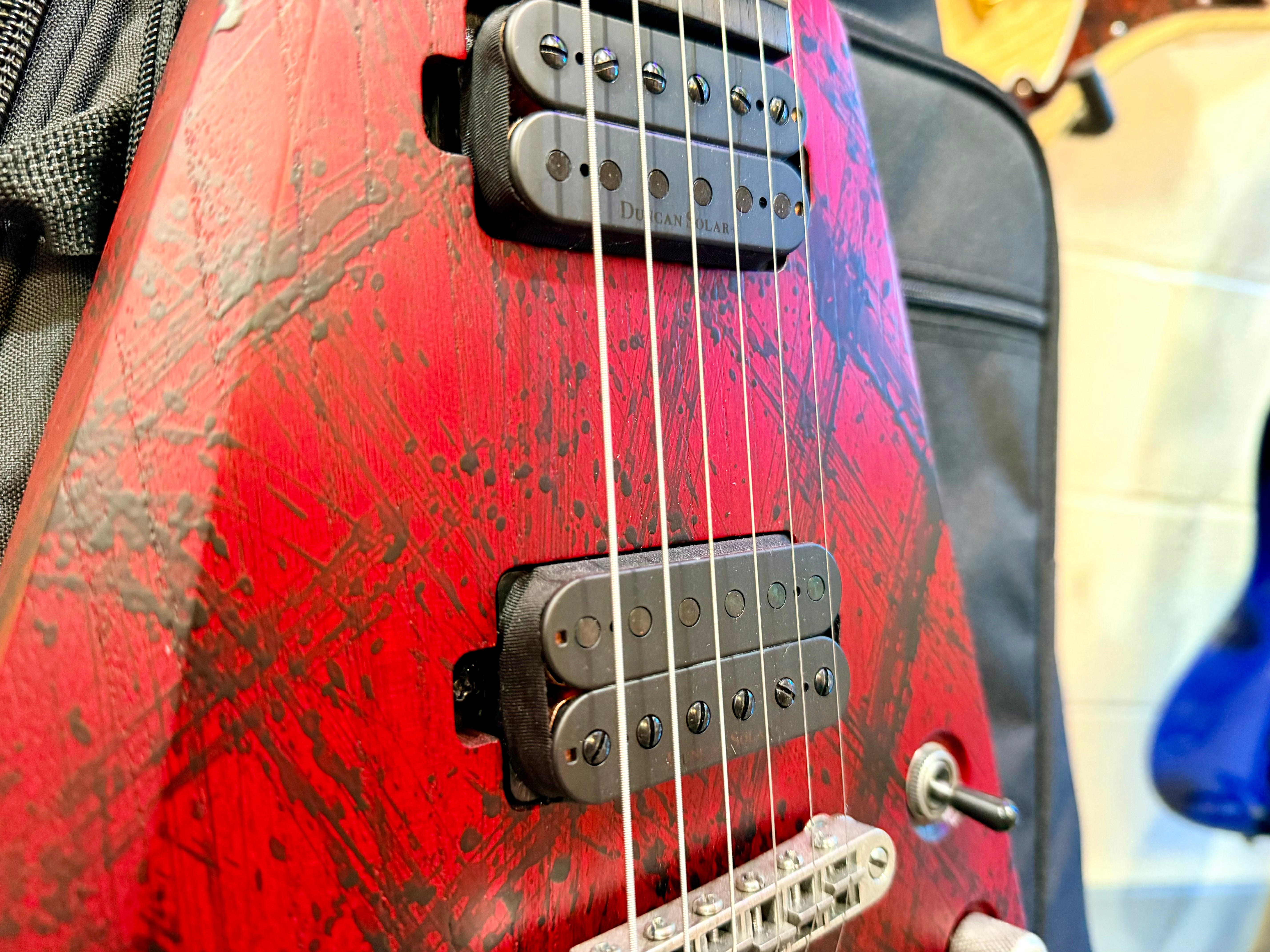 🔥2025🔥 Solar V2.6 Cannibalismo + Plus Flying V~ Blood Red~ Gig Bag~ MINT!