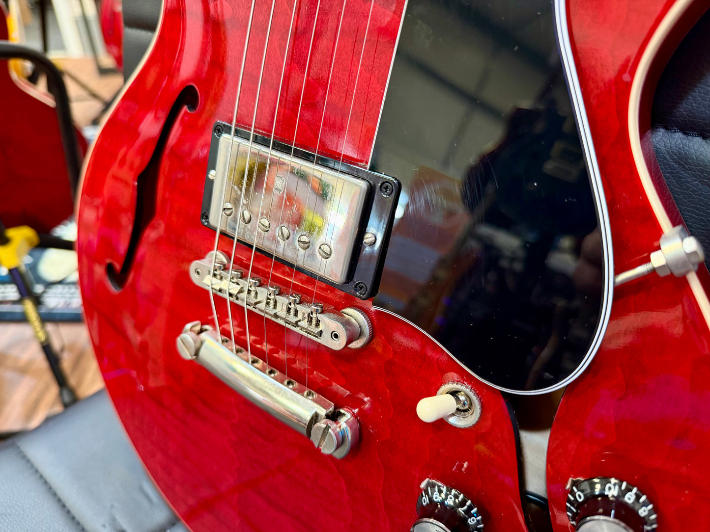 π2021 USA π Gibson ES-339 Figured Sixties Cherry~ Hollow-body~ Case & Candy!