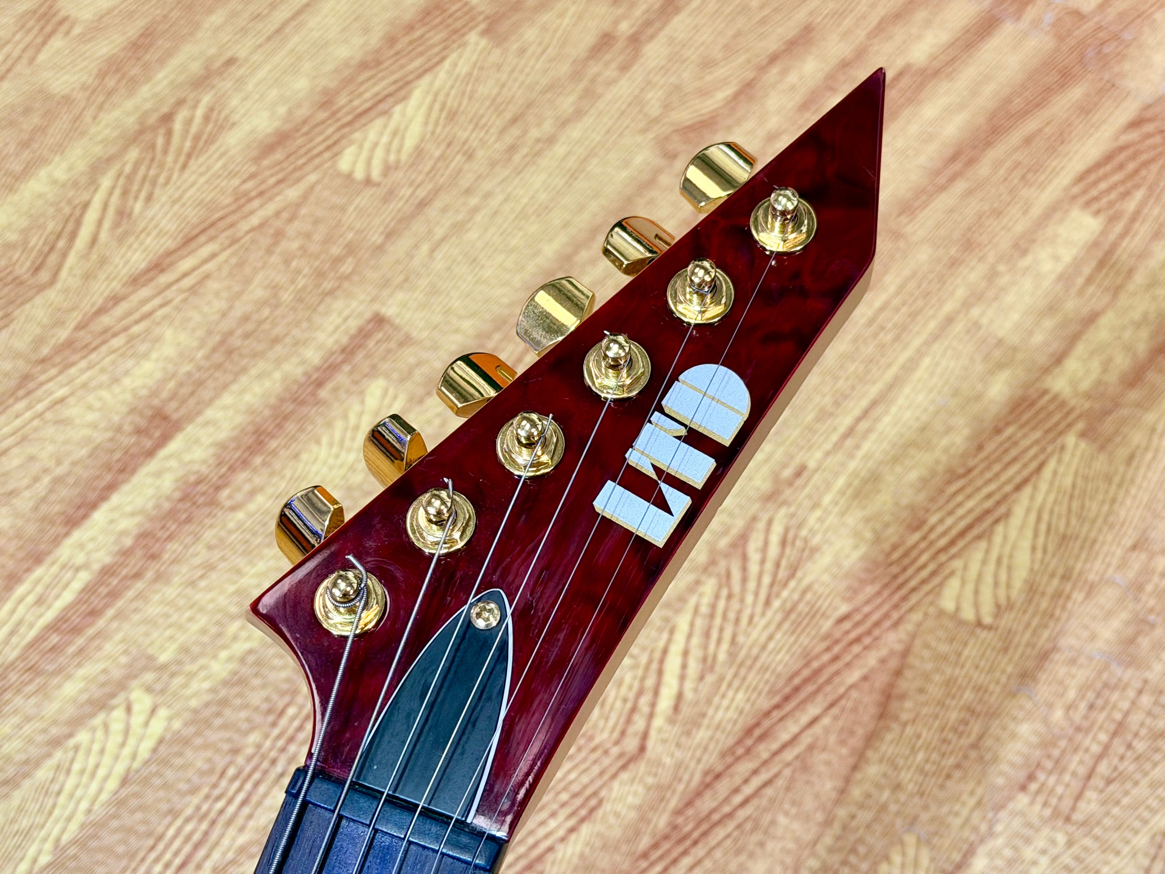 π₯2012π₯ ESP LTD MH-100QM NT See Thru Black Cherry~ Gold Hardware Guyker Lockers