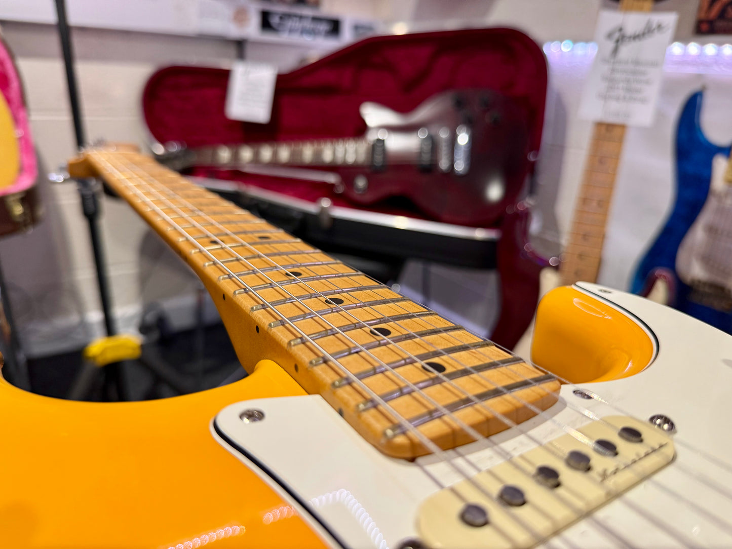 ☀️LIMITED EDITION☀️ Fender Player Plus Stratocaster ~ Tequila Sunrise~ Mexican!