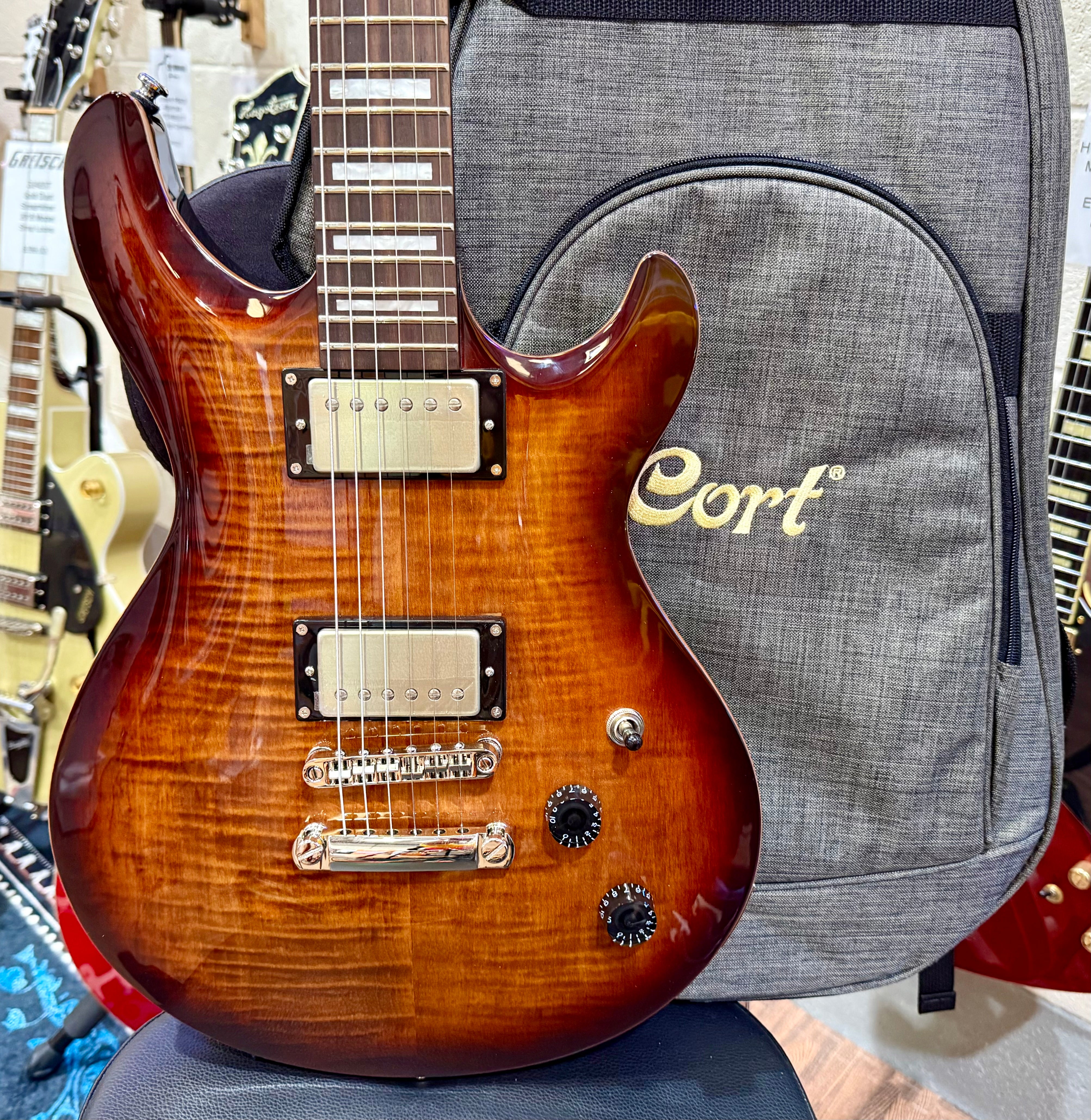 🌟LAUNCH OFFER🌟 2025 Cort M600 Tobacco Sunburst~ BRAND NEW MODEL~ FREE BAG!
