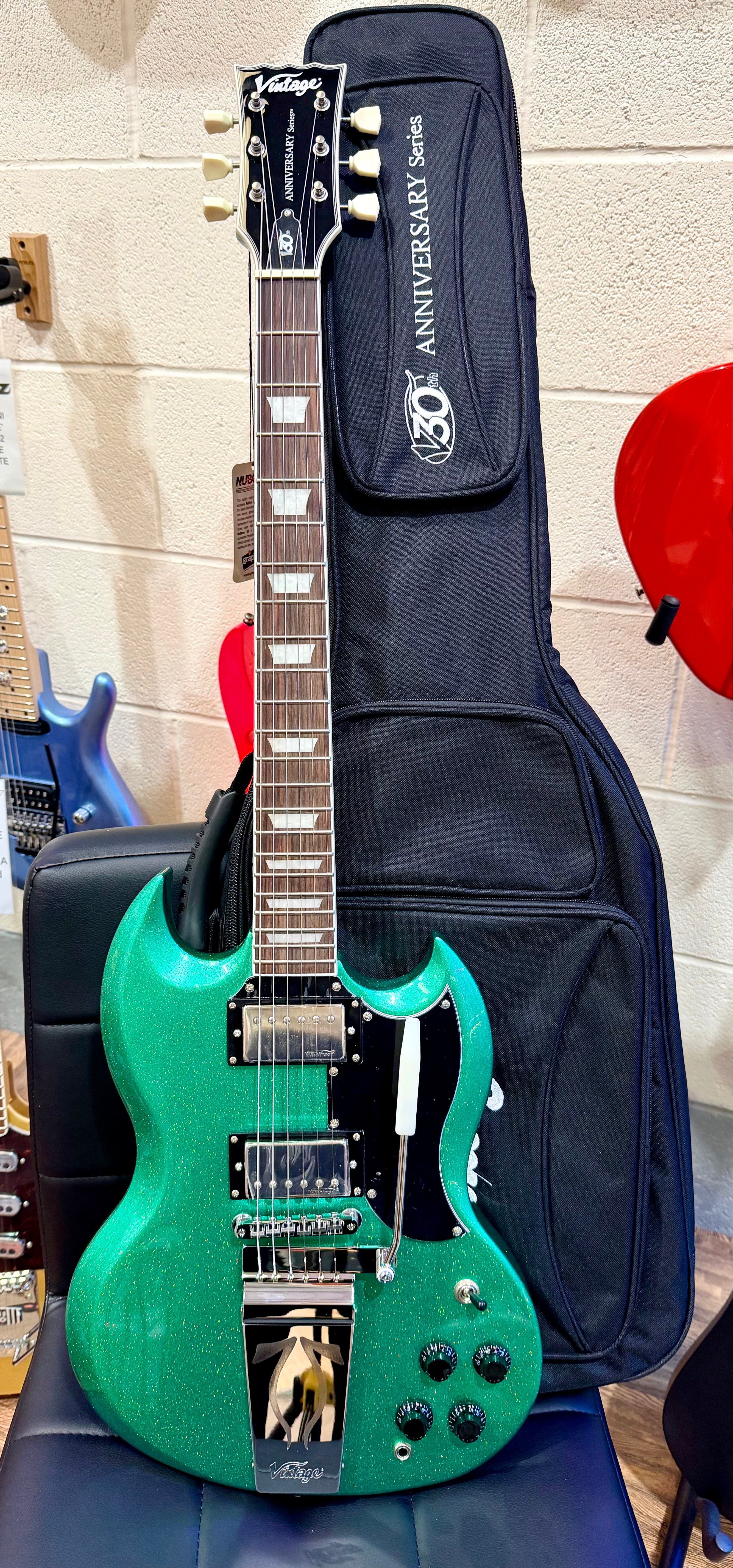 🔥2025 LTD🔥 Vintage VS6 30th Anniversary Model~ Green Metalflake~ Vibrola + Bag