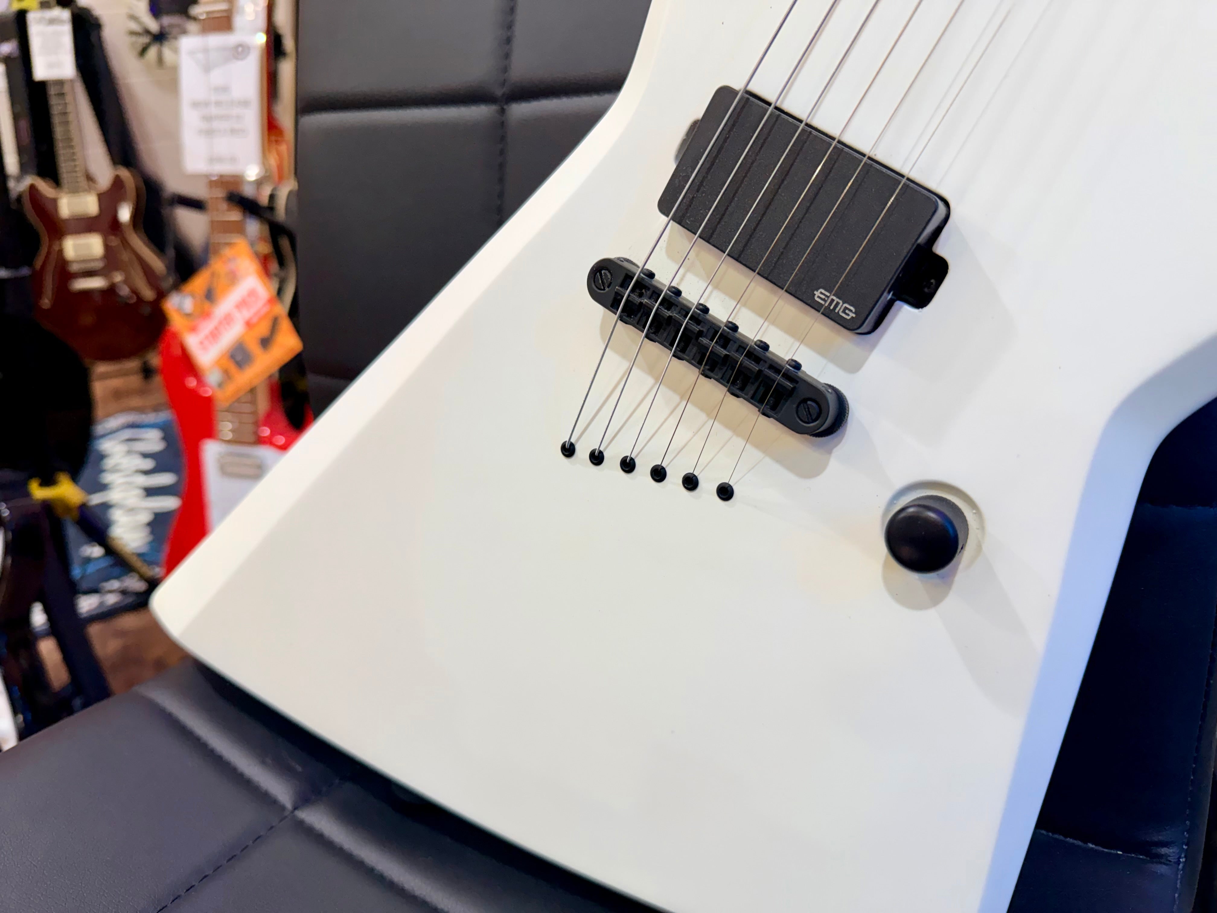 🔥2022🔥 Solar E1.6KW Kirk Windstein Signature~ Explorer Matte White~EMG~Gig Bag
