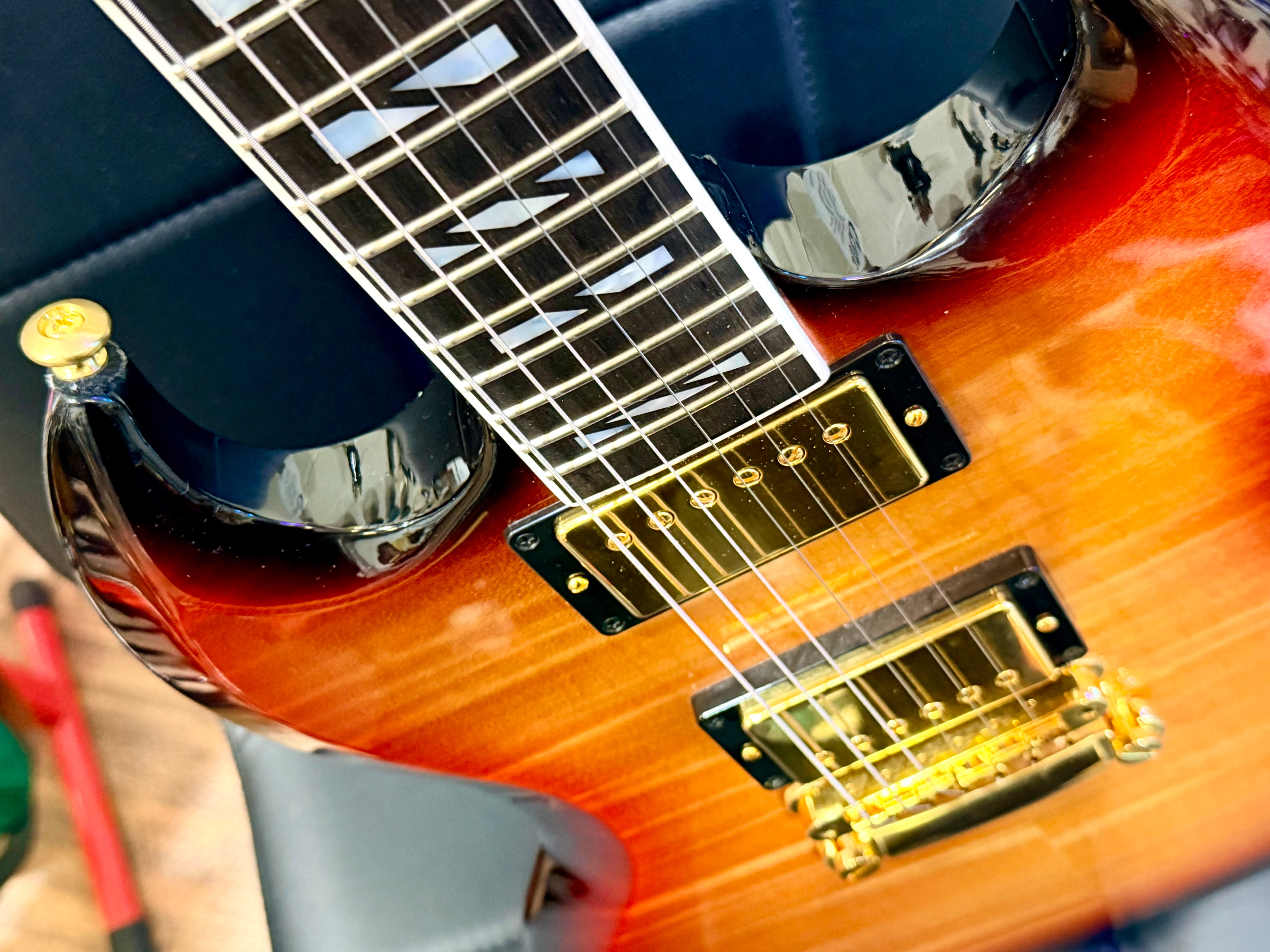 🔥MINT🔥 Gibson SG Supreme In Fireburst~ AAA Figured Top~ Gold Hardware 2023 USA!