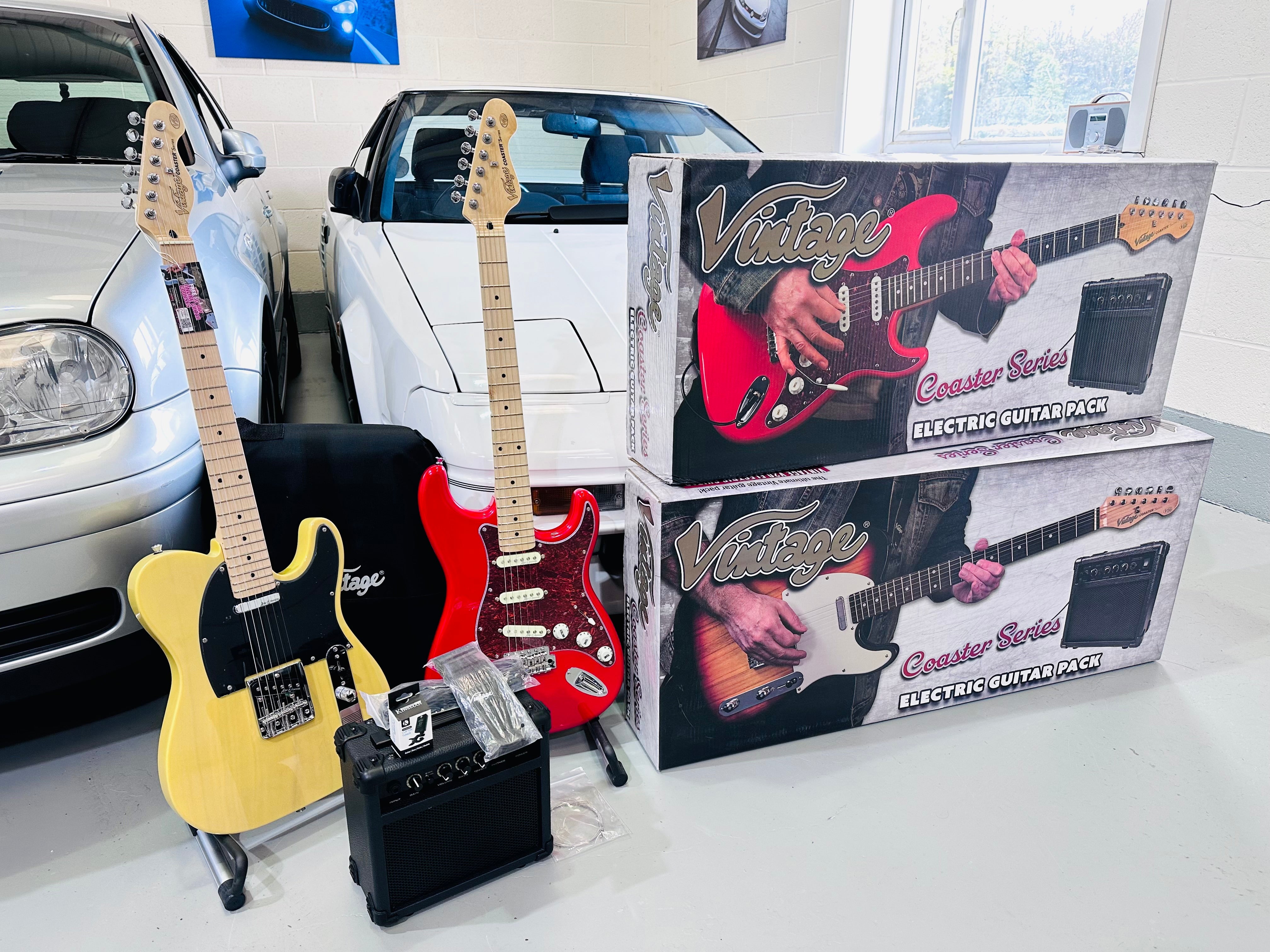 🌟NEW🌟 Vintage V60 Maple Coaster~ Electric Guitar Starter Pack Red~ Strat Style!