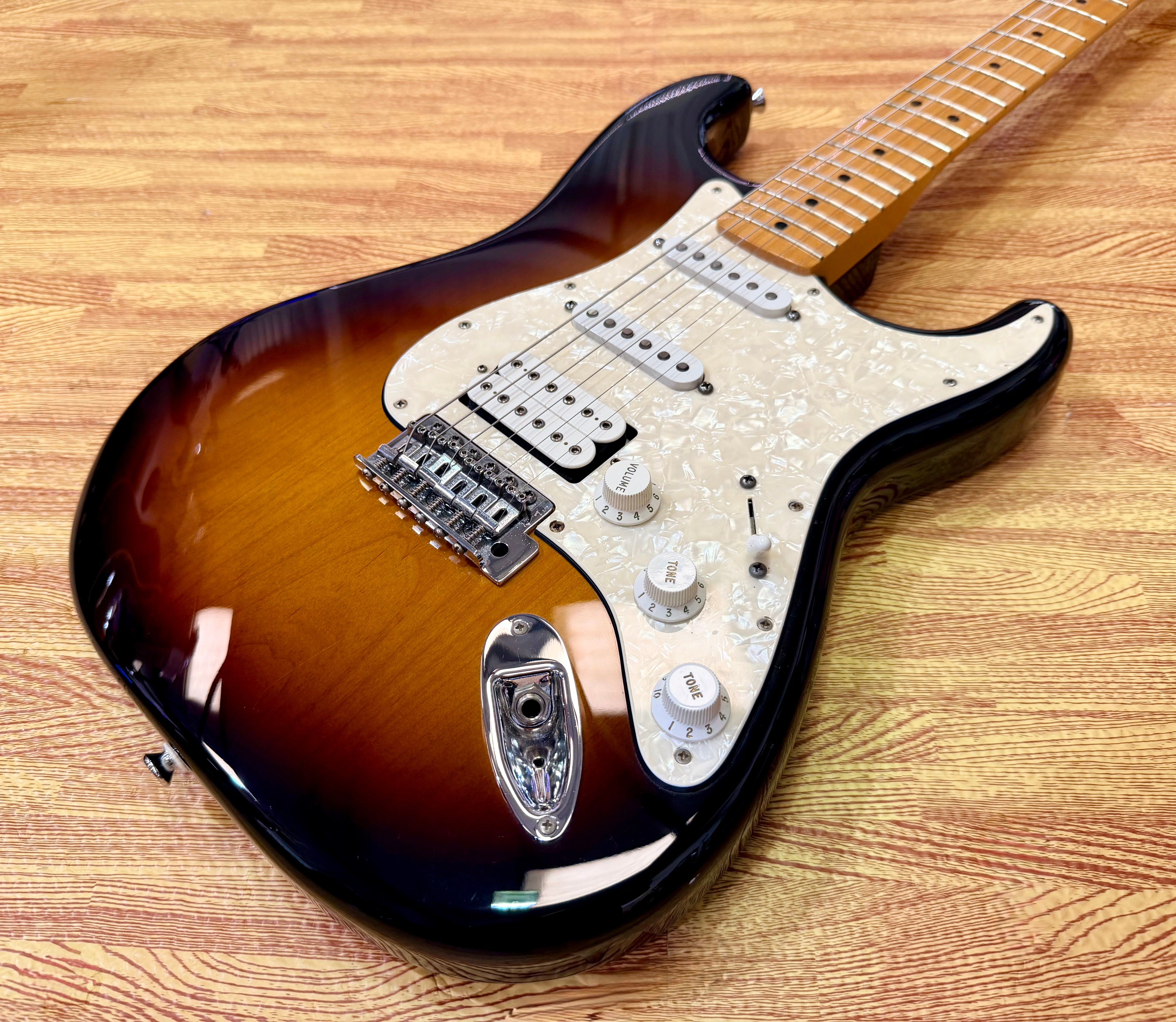 🔥UPGRADED🔥 2014 Fender Standard Stratocaster HSS~ DiMarzio Evolution/Area 61!