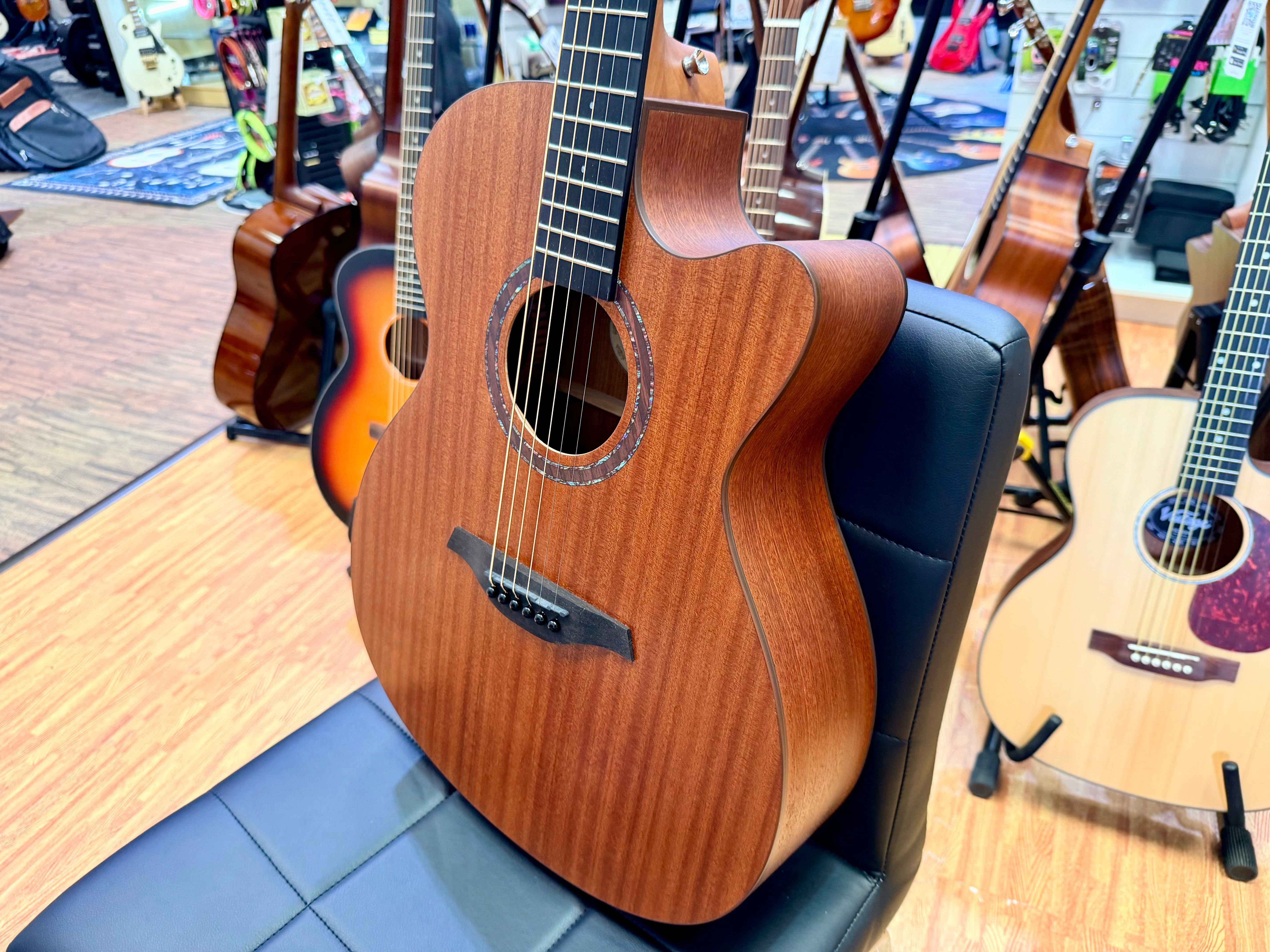 🪵NEW🪵 Vintage VE660MM Mahogany Series Electro Acoustic Guitar~ Dreadnought!