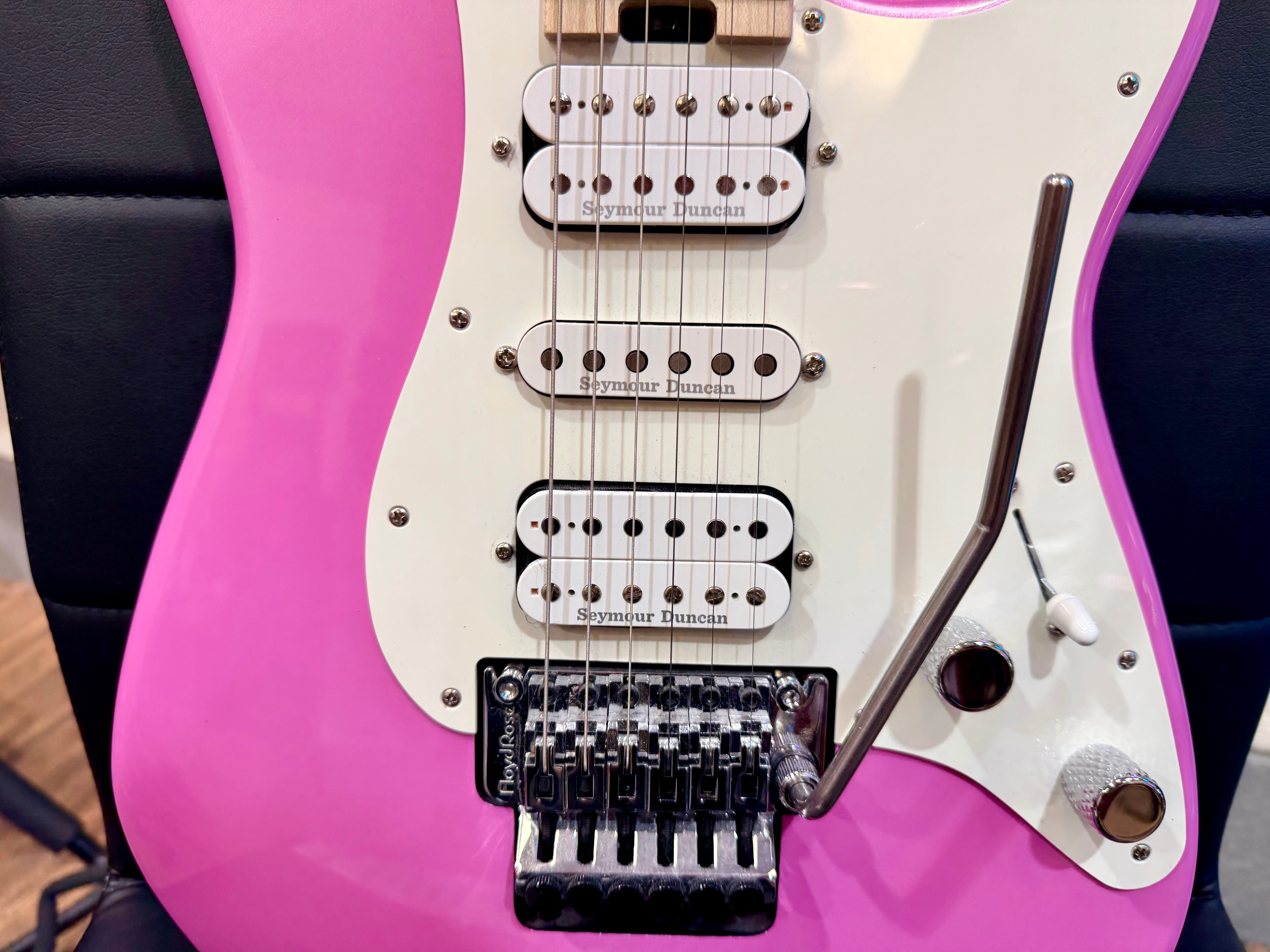 🔥2021🔥 Charvel Pro Mod So Cal Style 1 HSH FR~ Maple Platinum Pink~ MINT!