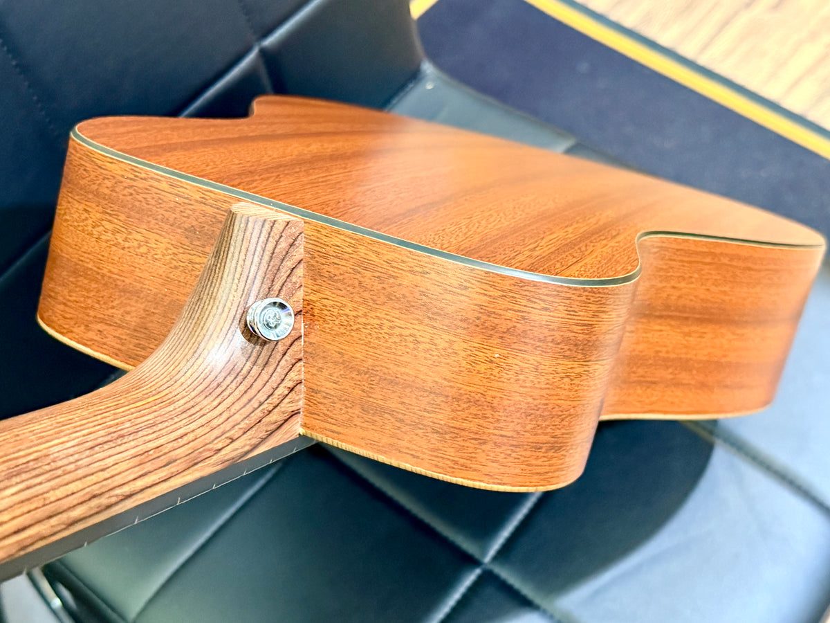 ⚡️2019⚡️ Martin LX1E Little Martin Electro Acoustic Travel Guitar + Gig Bag!