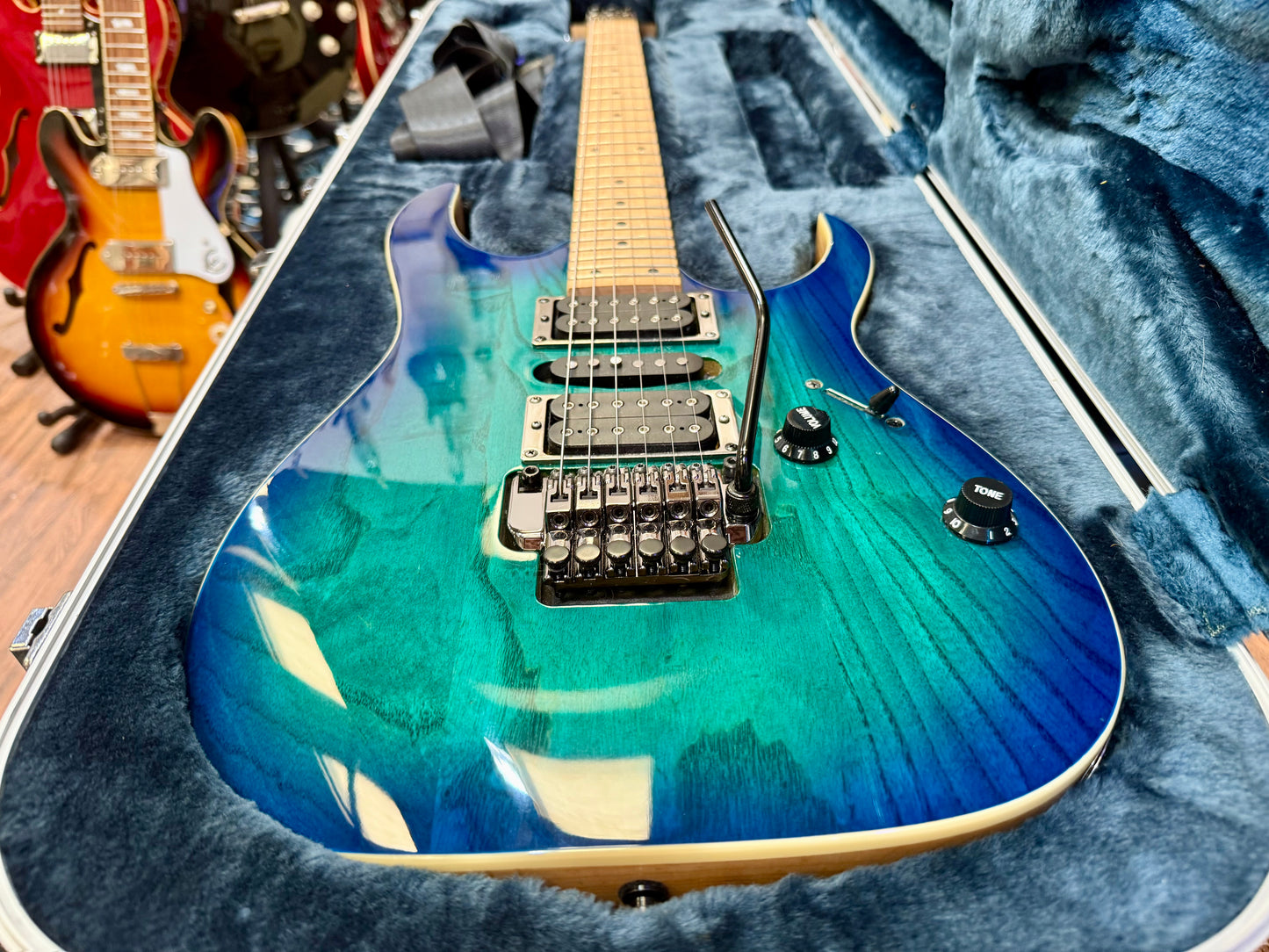 🔥2021 MINT🔥 Ibanez RG470AHMZ~ Blue Moon Burst~ Hard Case~ Zero Edge Tremolo!