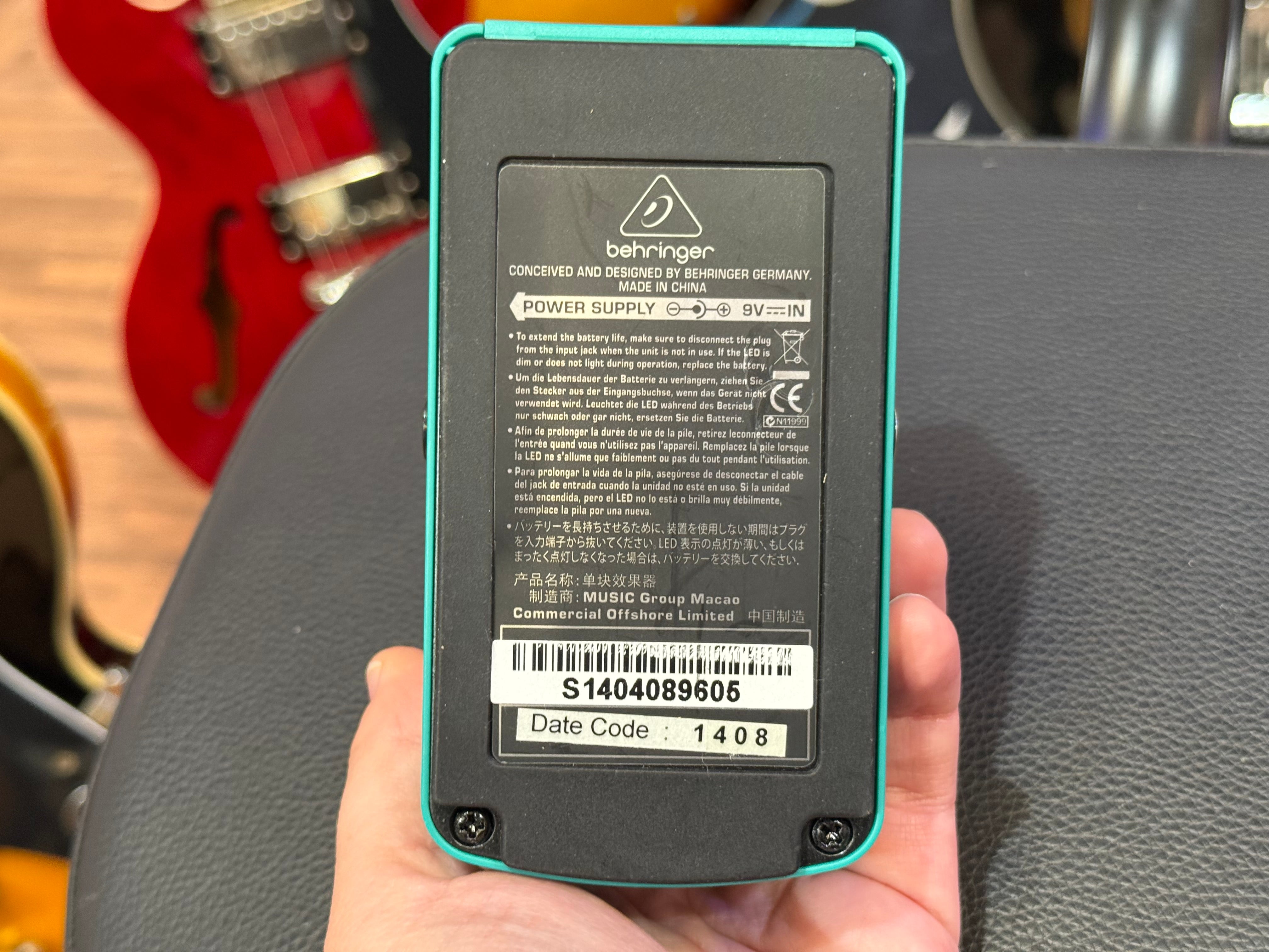 🎸 Behringer CS400 Compressor Sustainer Guitar Effects Pedal 🎸