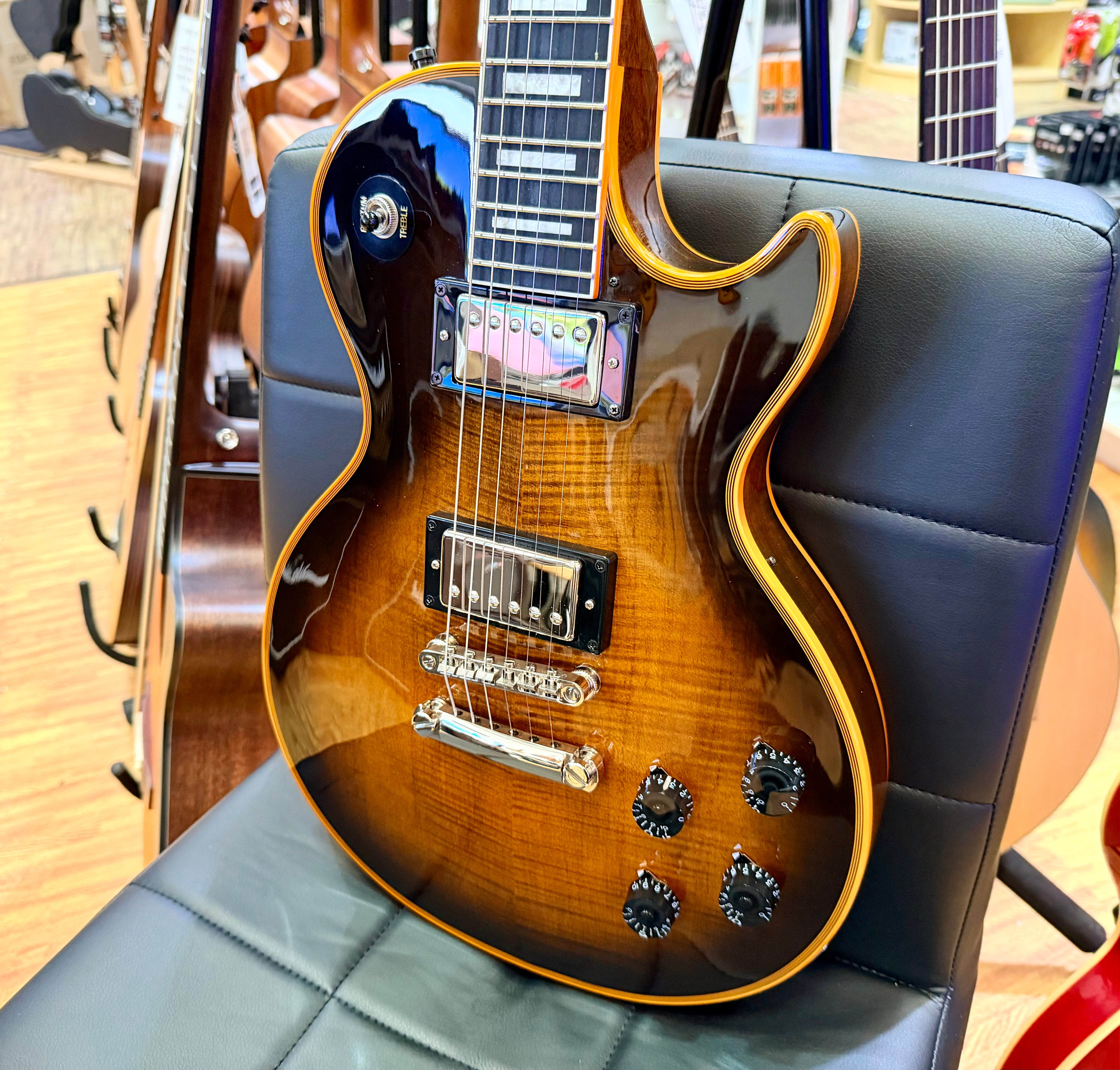 π₯2025π₯ Epiphone Les Paul Custom Widow Orange Burst~ Inspired by Gibson + Bag!