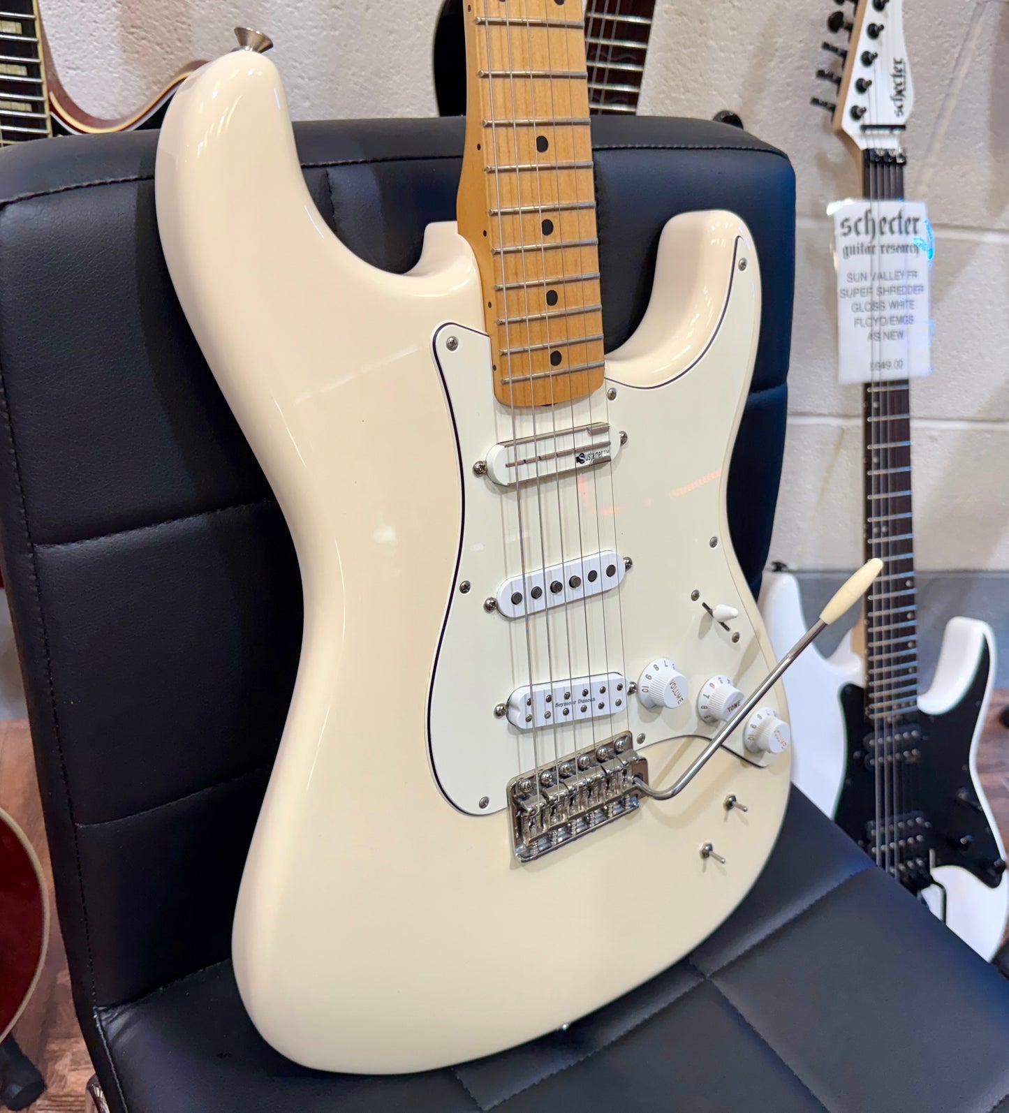 š„2020š„ Fender Ed OāBrien Sustainer Stratocaster~ Artist Series Signature~White