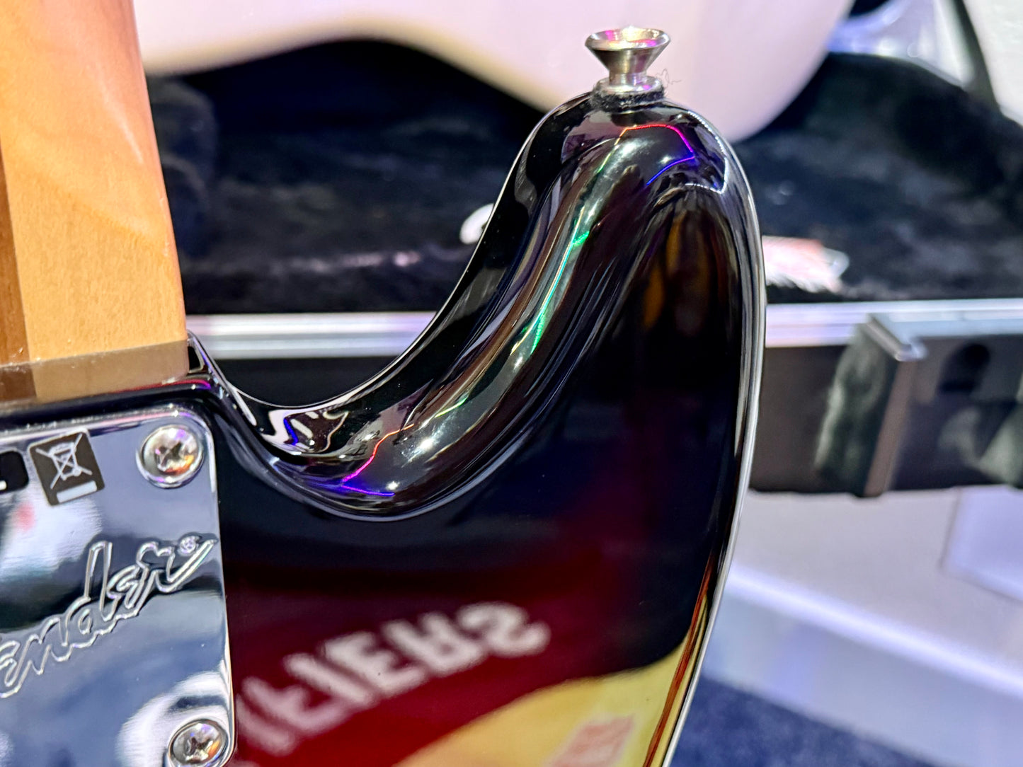 🔥2018 USA🔥 Fender American Performer Mustang~ 3-Color Sunburst~ Case & Docs!