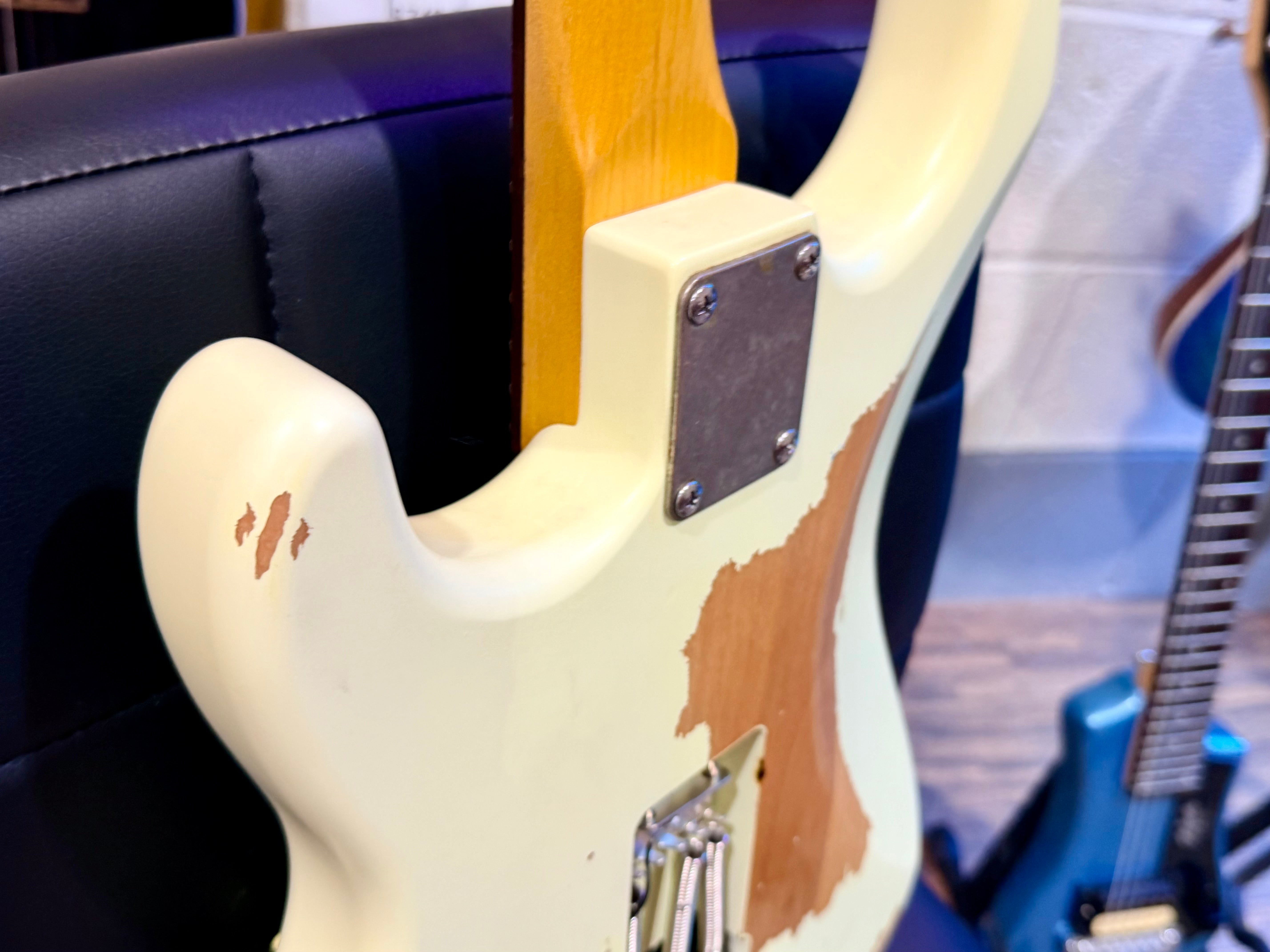 🔥2020🔥 Vintage V6 Thomas Blug Signature Guitar~ Distressed Relic~ Vintage White