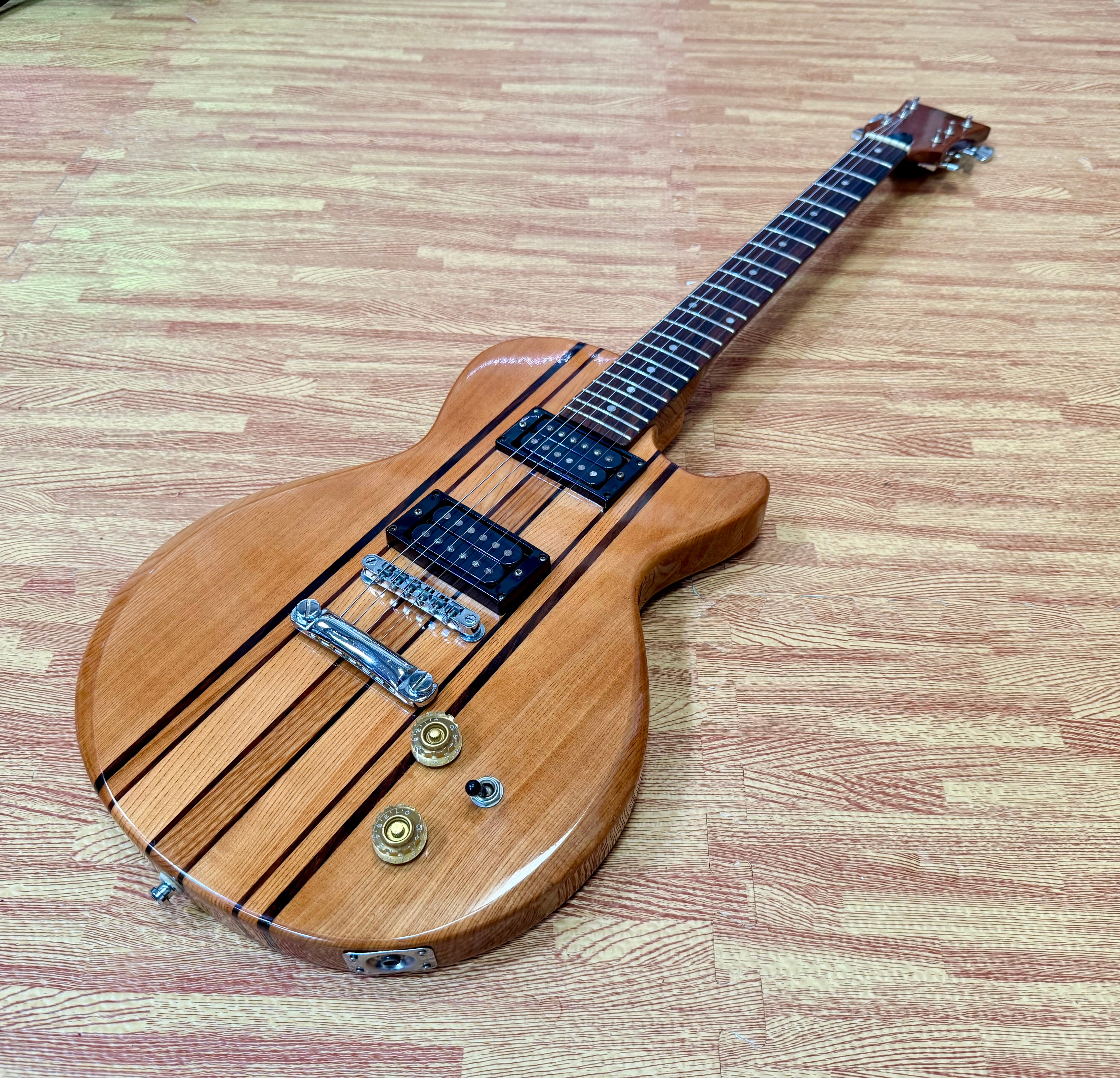 ✨RARE✨ Vintage Hondo II H732 ML De Luxe Series Humbug Natural~ Korea 1980’s!