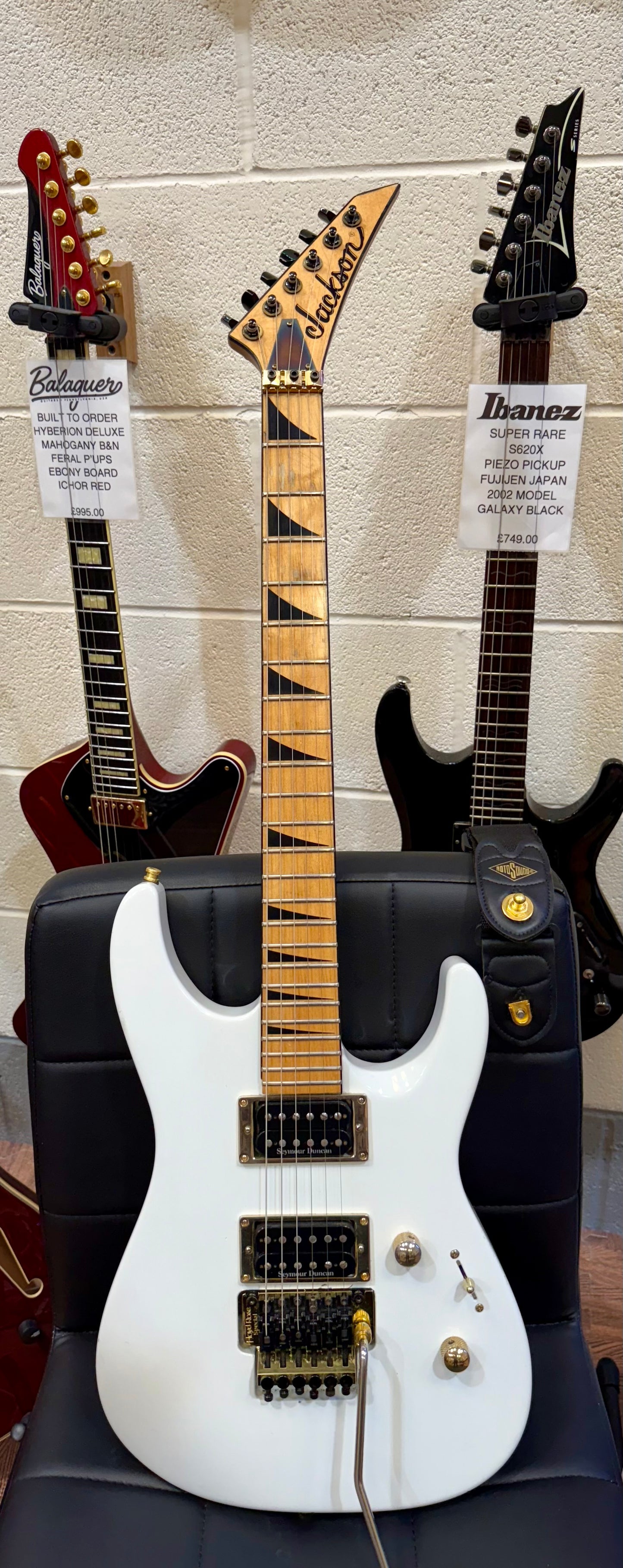 🌟JAPAN 2000’s🌟 Jackson Dinky DK2M~ Snow White~ Floyd Rose~ Seymour Duncan!