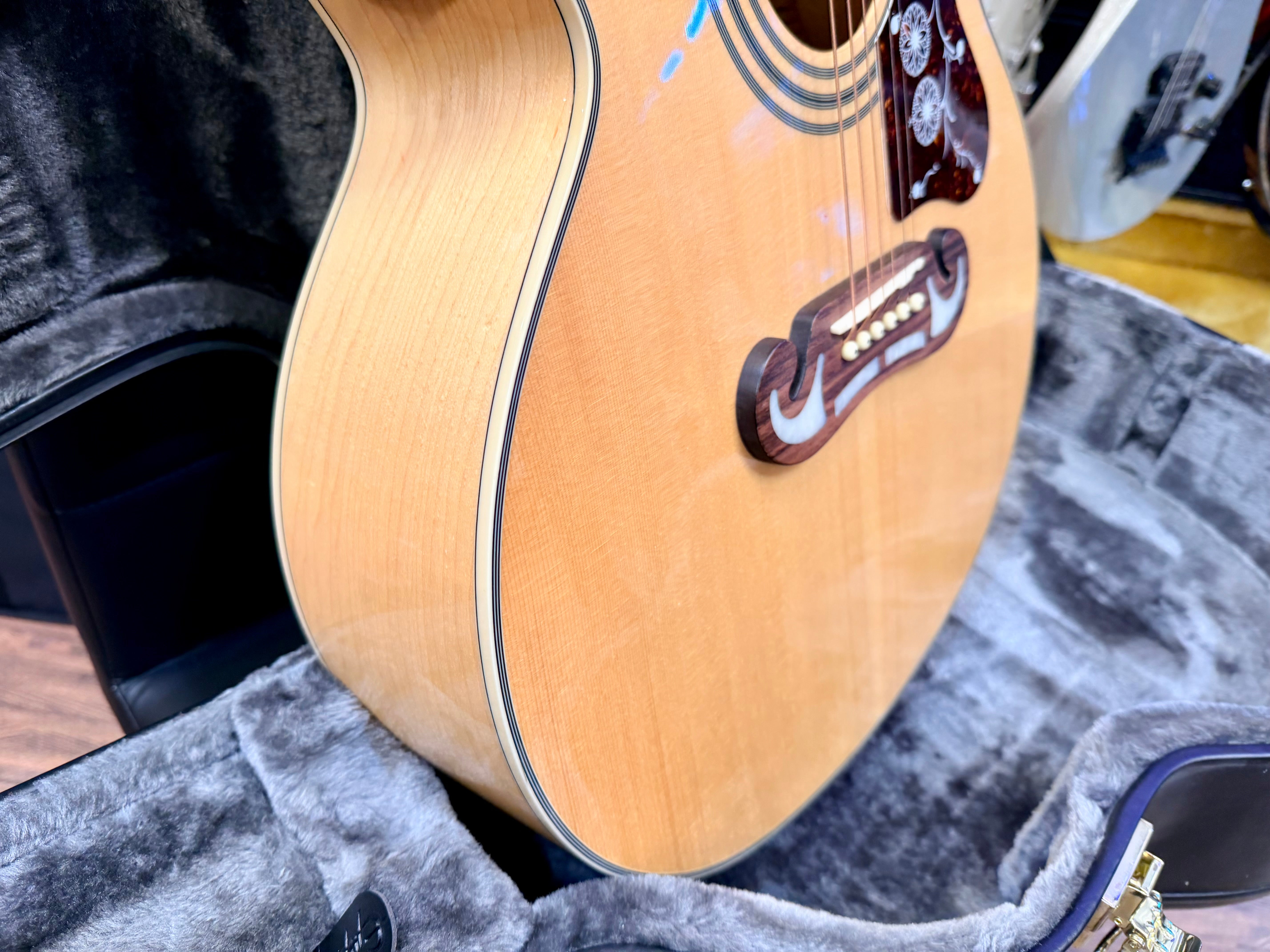 ✨MINT✨ Epiphone EJ-200SCE Jumbo Electro Acoustic~ Natural~ Esonic 2 + H/Case!