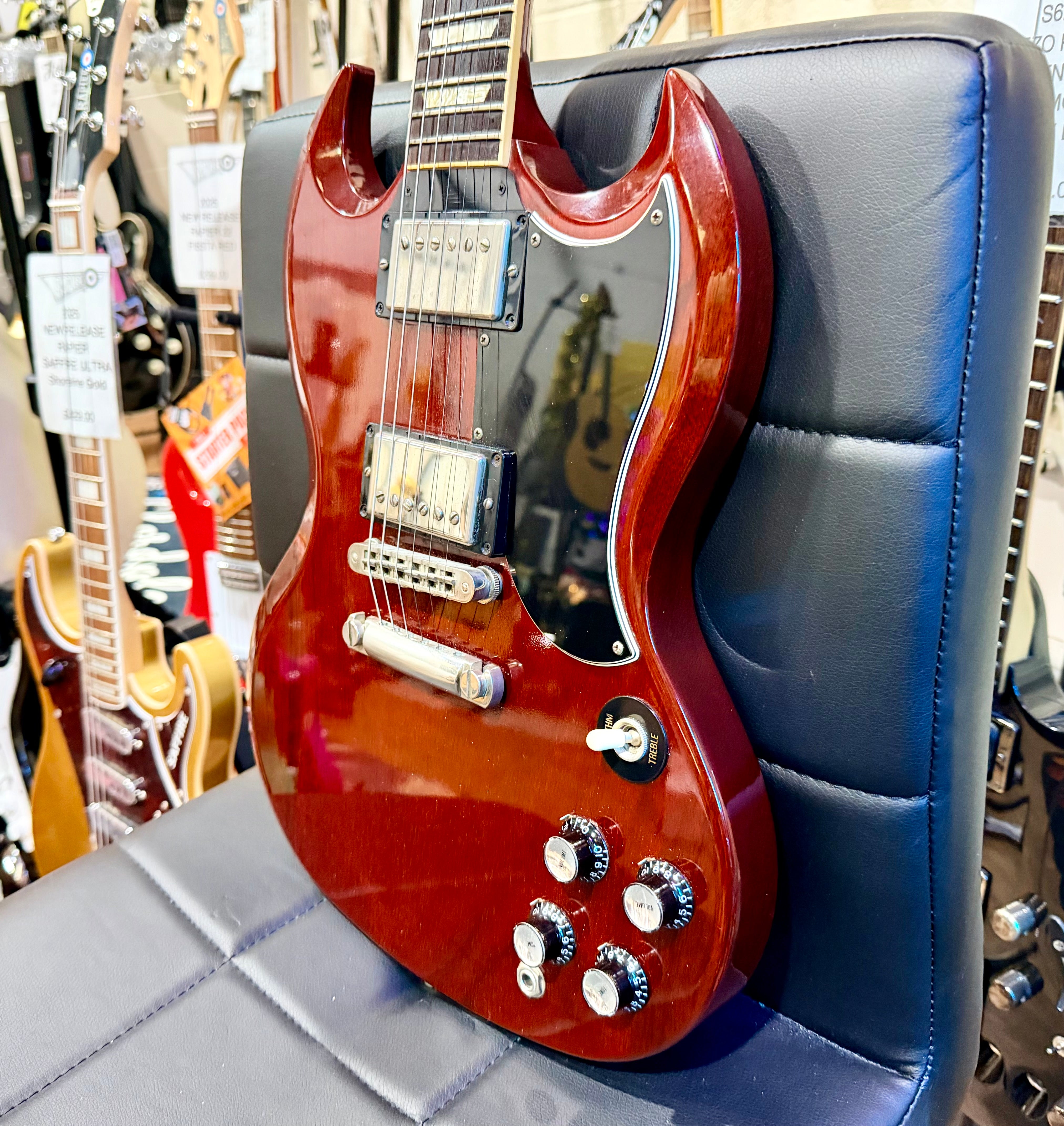 ๐2005 USA๐ Gibson '61 SG Standard Reissue~ Heritage Cherry~ Cherished & Case!