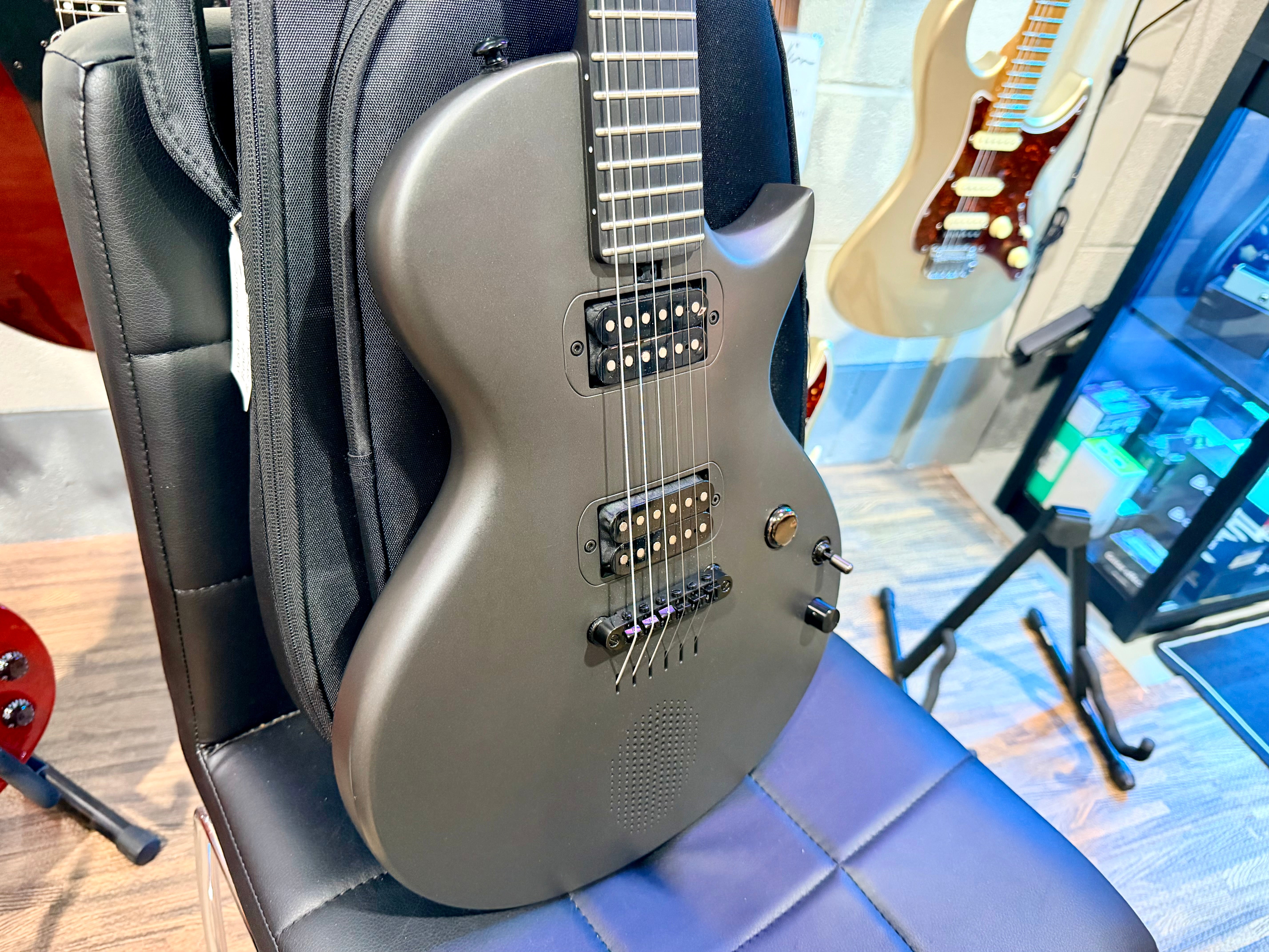 🔥 Enya Nova Go Sonic~ Carbon Black~ Smart Electric Guitar~Speaker & FX + Bag 🔥
