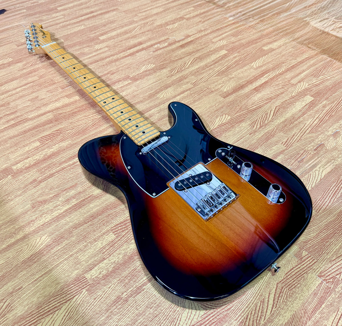 2026 Fender Player II Mexican Telecaster 3-Colour Sunburst Maple Neck~ Ex Demo!