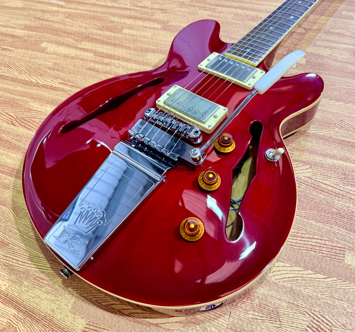 Fret King Elise Custom Cherry Red~ Semi Hollow Electric Guitar~ Vibrato~ B Stock