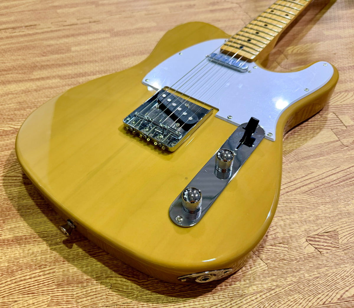 SX STL50+ Butterscotch Blonde Electric Guitar Beginner Bundle~ 10W Amp, Strap