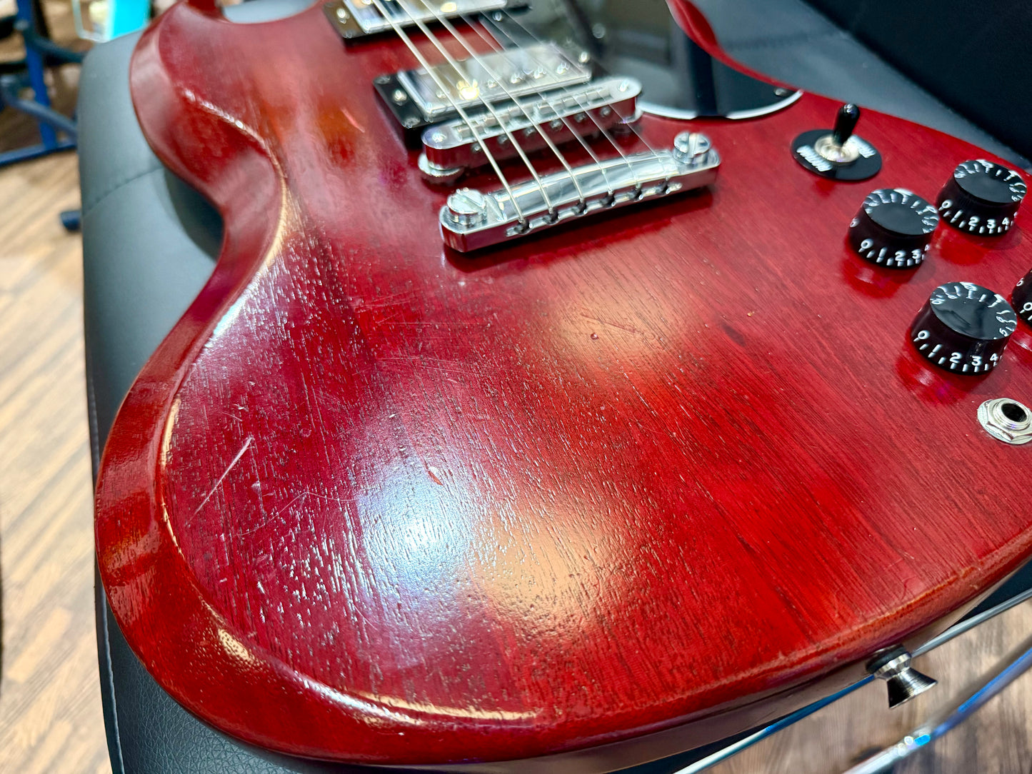 🌟2013🌟 Gibson SG '60s Tribute USA~ Worn Cherry~ Burstbucker Pickups!
