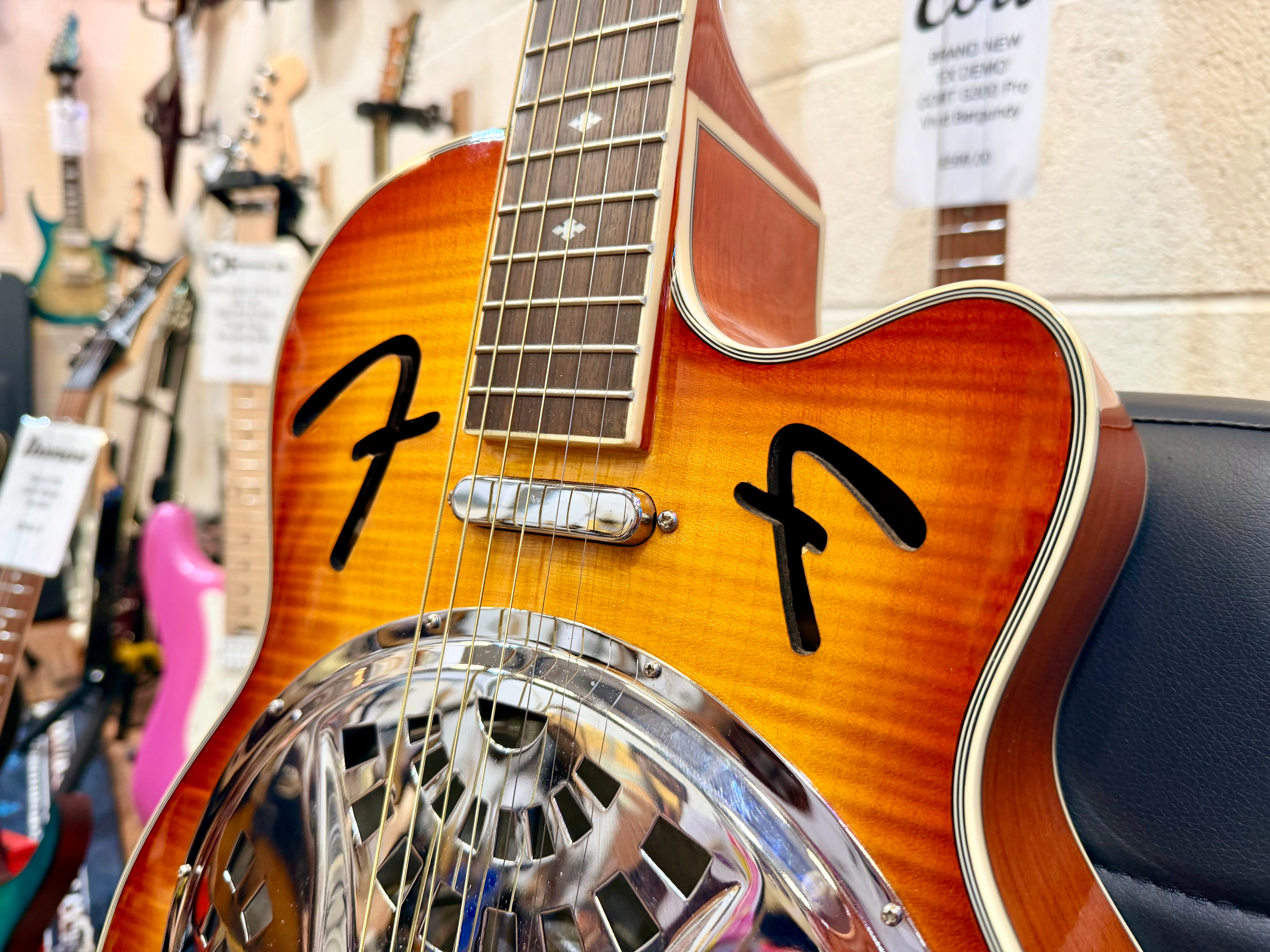 ☀️2010☀️ Fender FR-50CE Cutaway Electro Acoustic Resonator Guitar~ Sunburst!