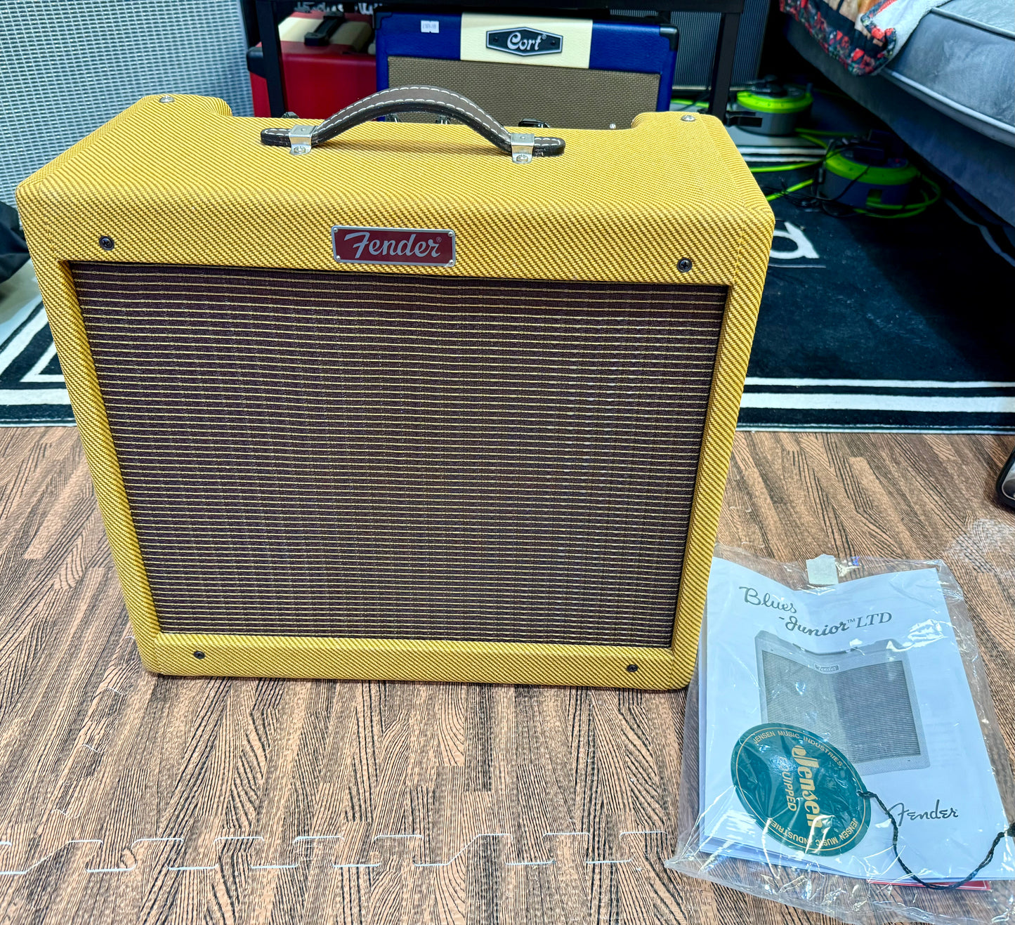 🌟MINT🌟 Fender Blues Junior Lacquered Tweed Valve Guitar Combo Amplifier~Jensen