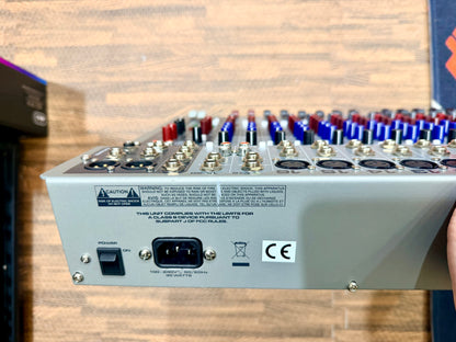 🎶 Peavey PV20 20 Channel USB Analog Mixer with USB and Effects~ PA/Live 🎶