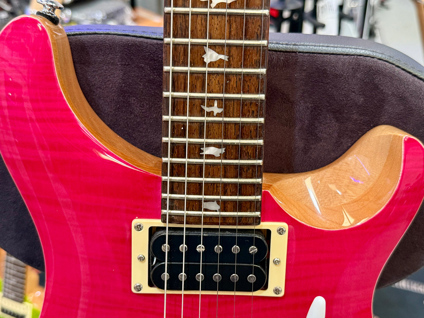 ✨2022 MODEL✨ PRS SE Custom 24~ Bonnie Pink + Gig Bag~ Natural Back~ STUNNING!