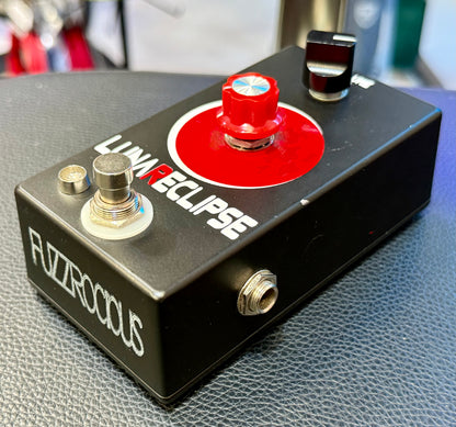 🎸 Fuzzrocious Luna Reclipse Guitar Pedal~ Distortion/overdrive Effect Unit 🎸