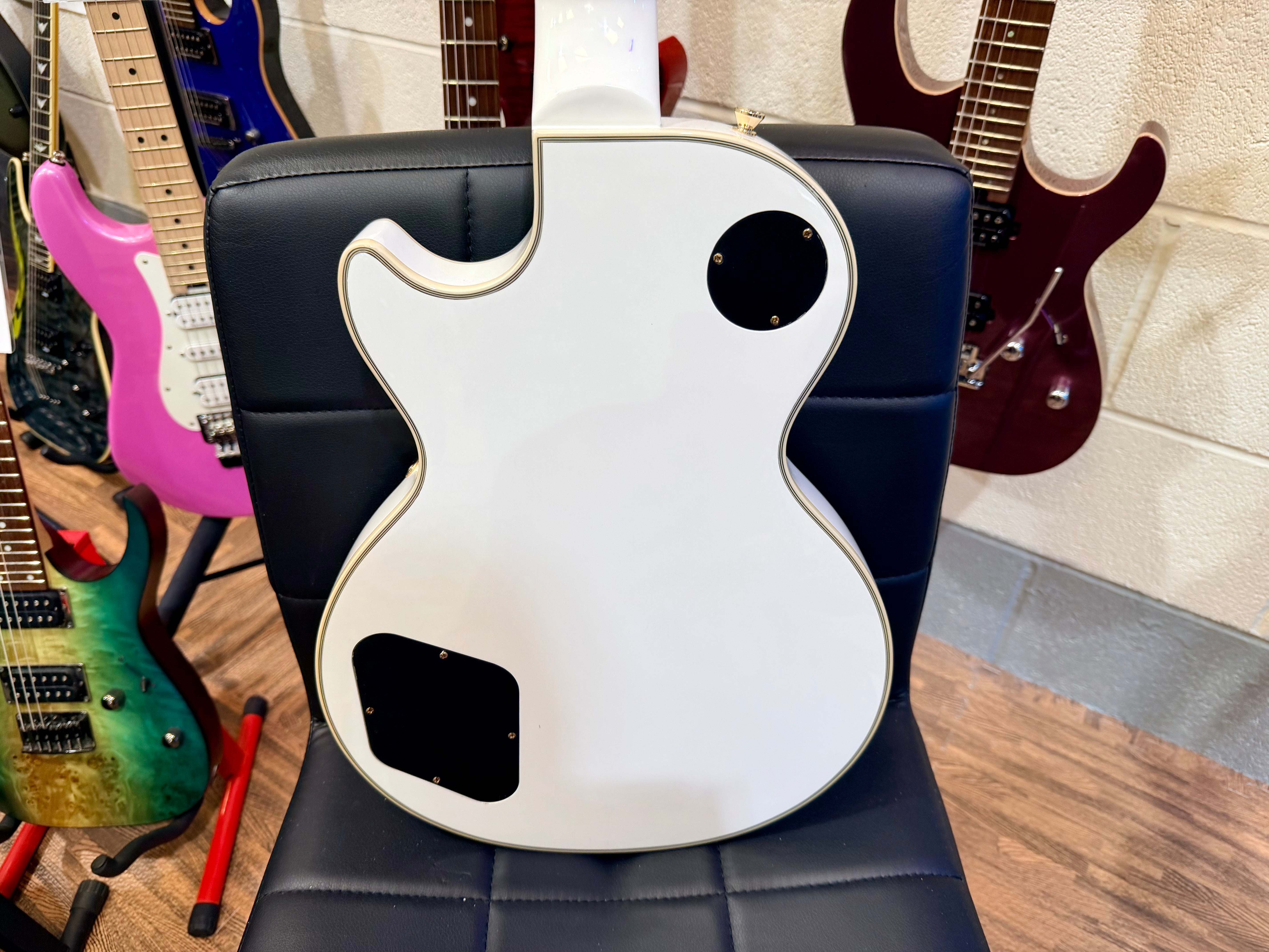 ⚡️MINT 2021⚡️ Epiphone Les Paul Custom Guitar~ Alpine White~ Inspired By Gibson!