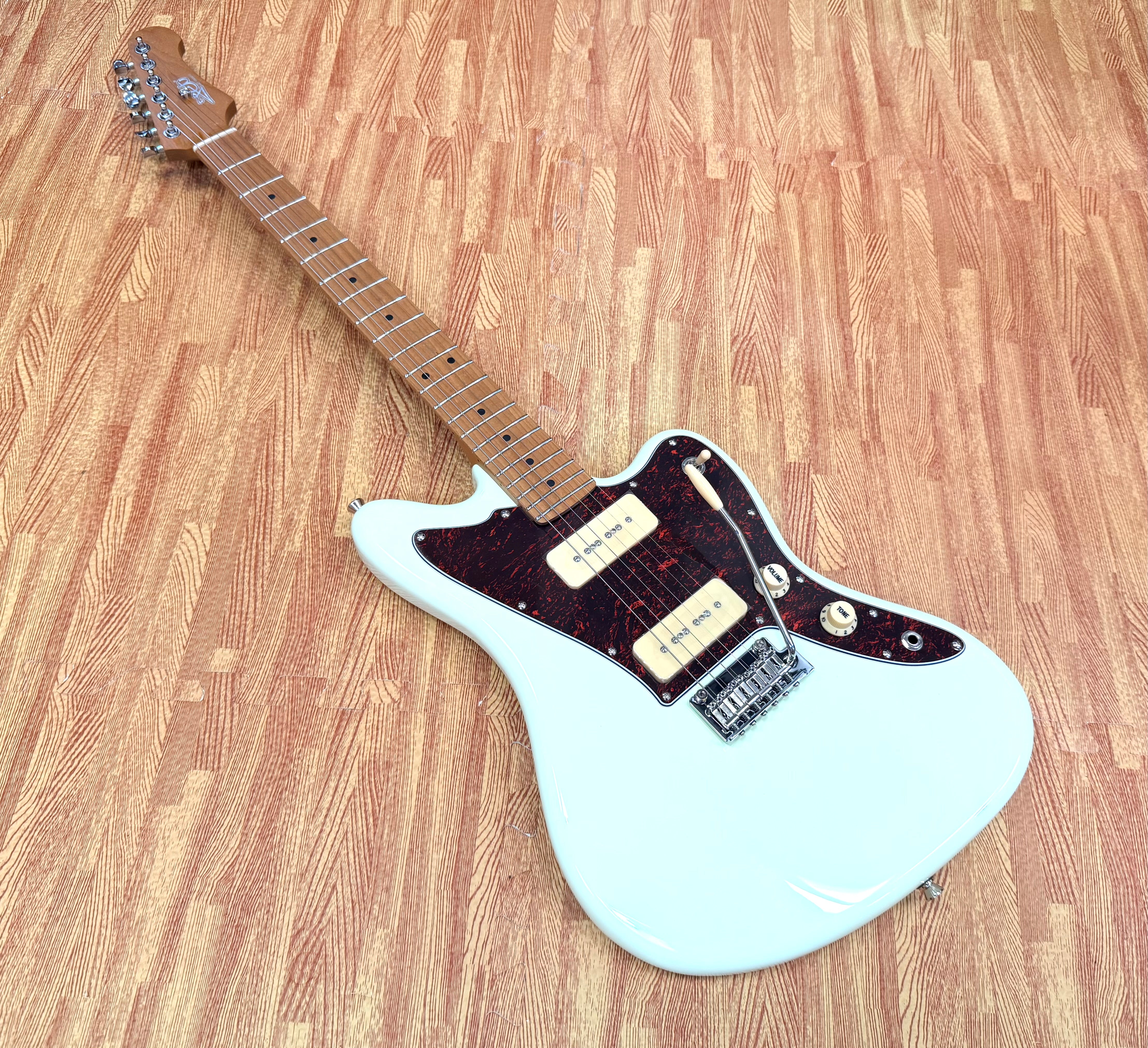 ⚡️NEW⚡️ JET JJ-300 P90 Olympic White Electric Guitar~ Roasted Maple Offset~ 2026