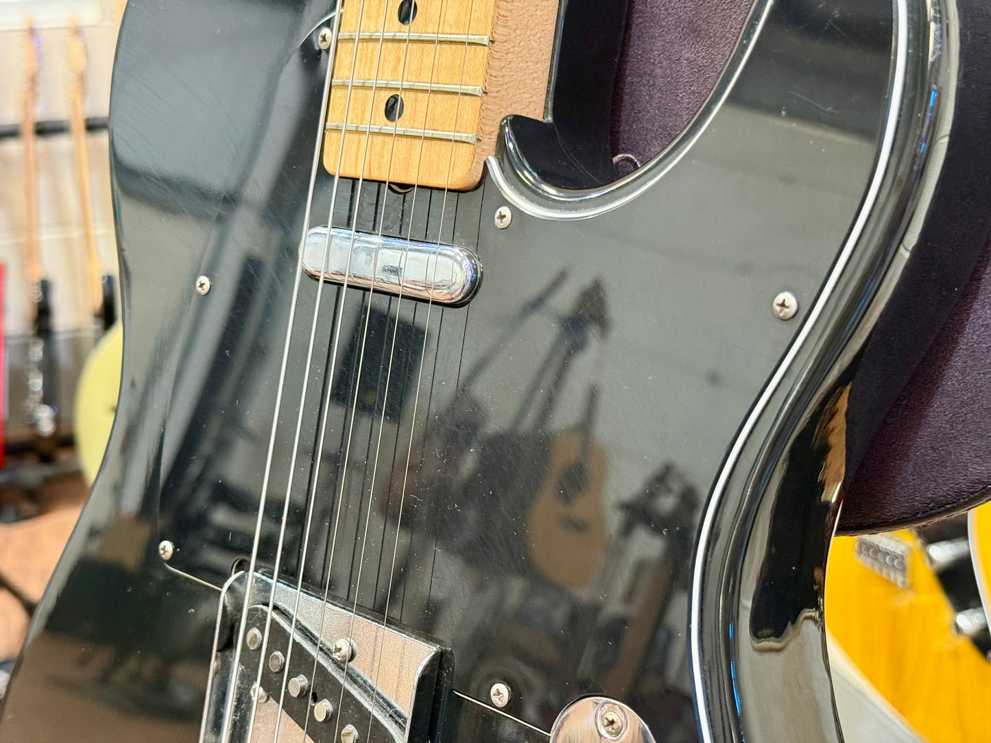 🔥 1977 USA 🔥 Fender Telecaster~ All Original Black~ Maple Board~ Hard Case!