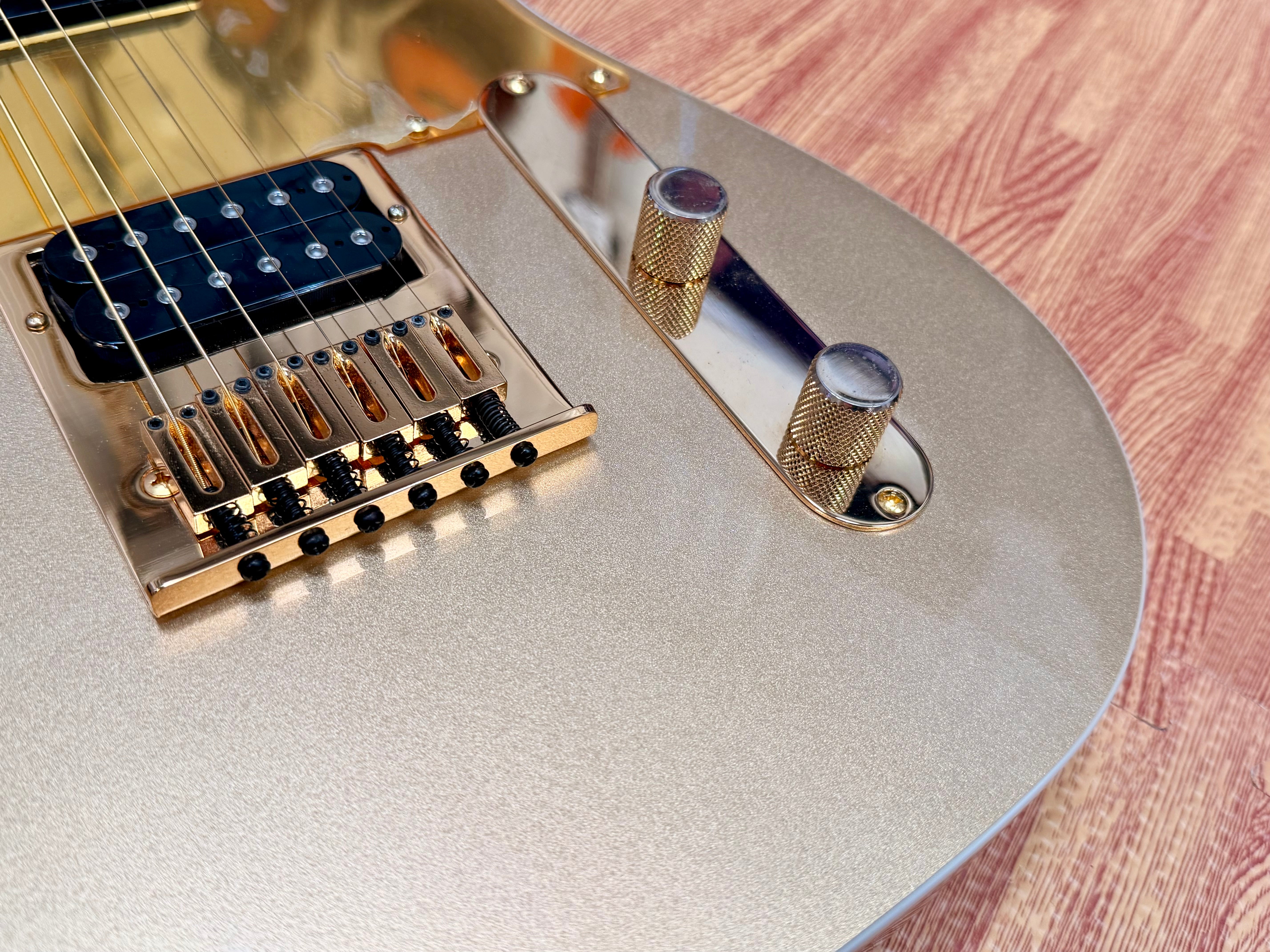 ✨MINT✨ Fender Squier John 5 Signature Artist Series Telecaster~ Frost Gold~ 2020