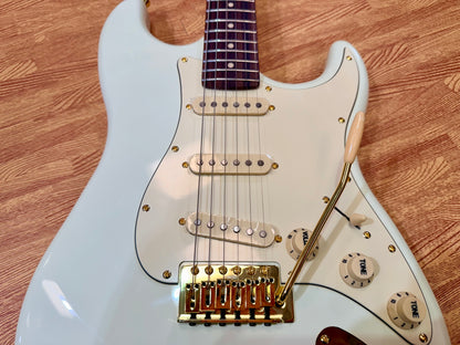 ⚡️NEW⚡️ Jet JS-380 OW Rosewood Electric Guitar~ Olympic White with Gold Hardware