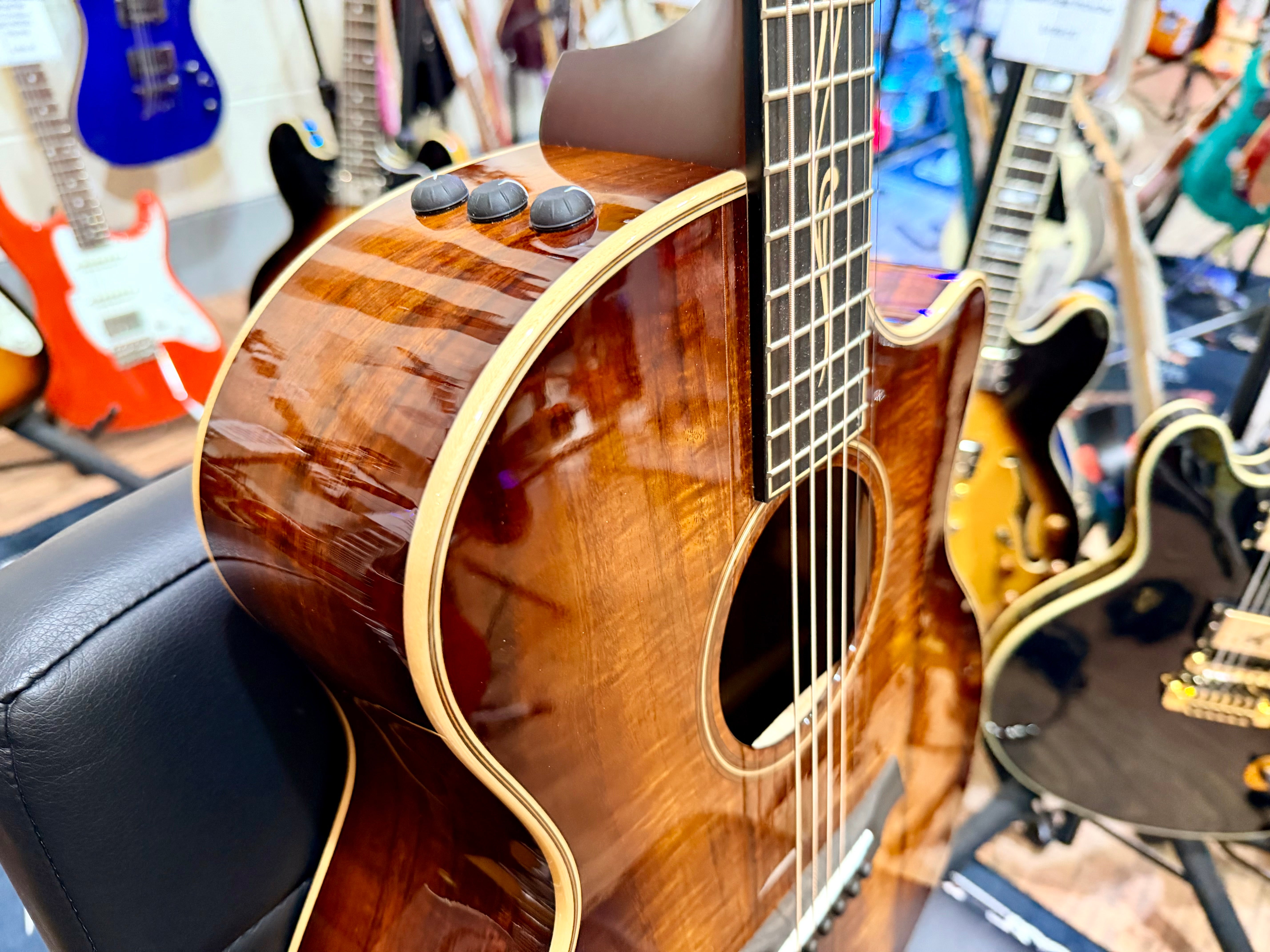 🔥HAWAIIAN KOA🔥 2022 Taylor K24ce~ V-Class~ Shaded Edgeburst~ USA + Hard Case!