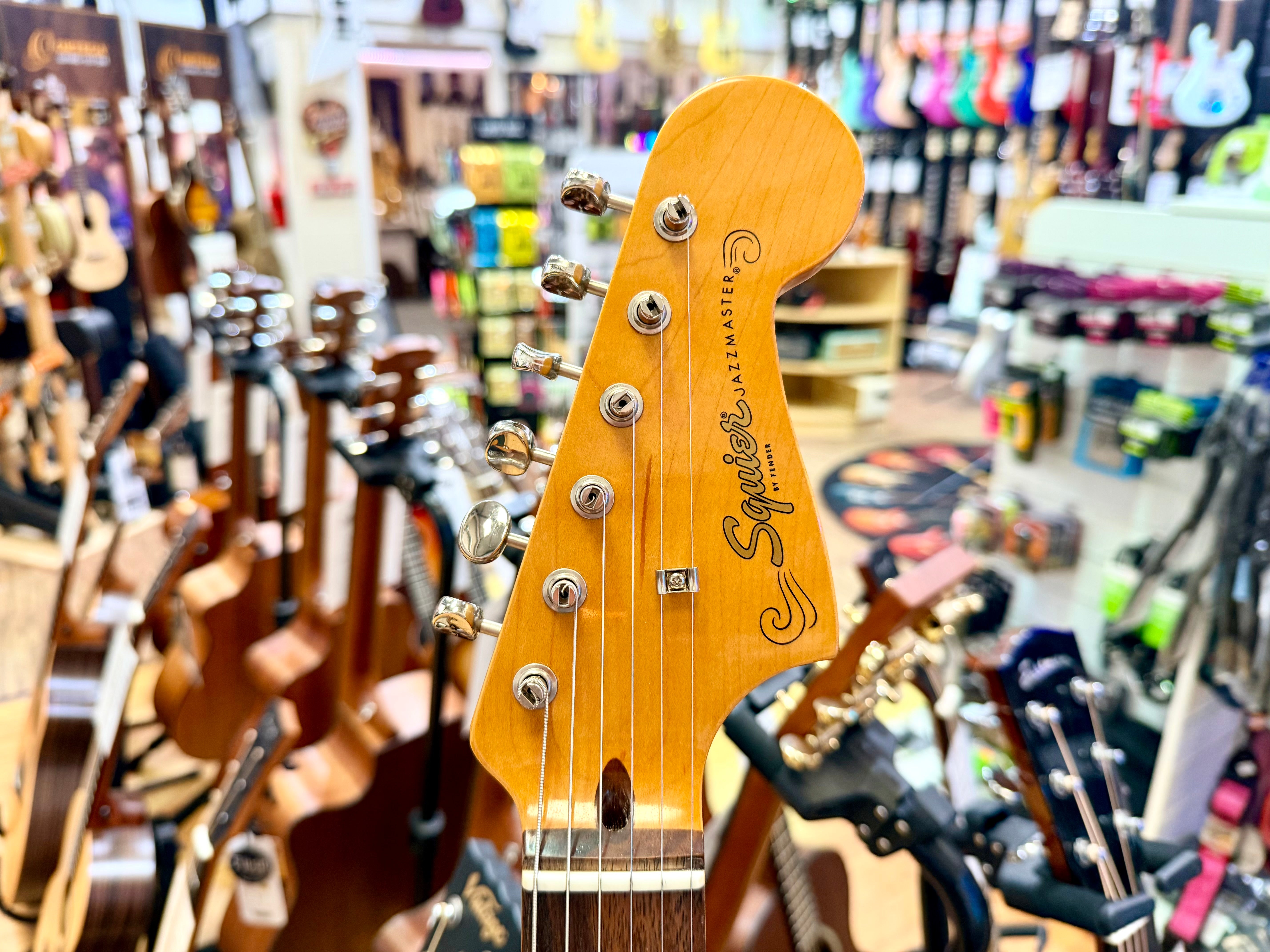 ✨1/250✨ Limited Edition Squier Classic Vibe 60’s Jazzmaster FSR Black & Gold!