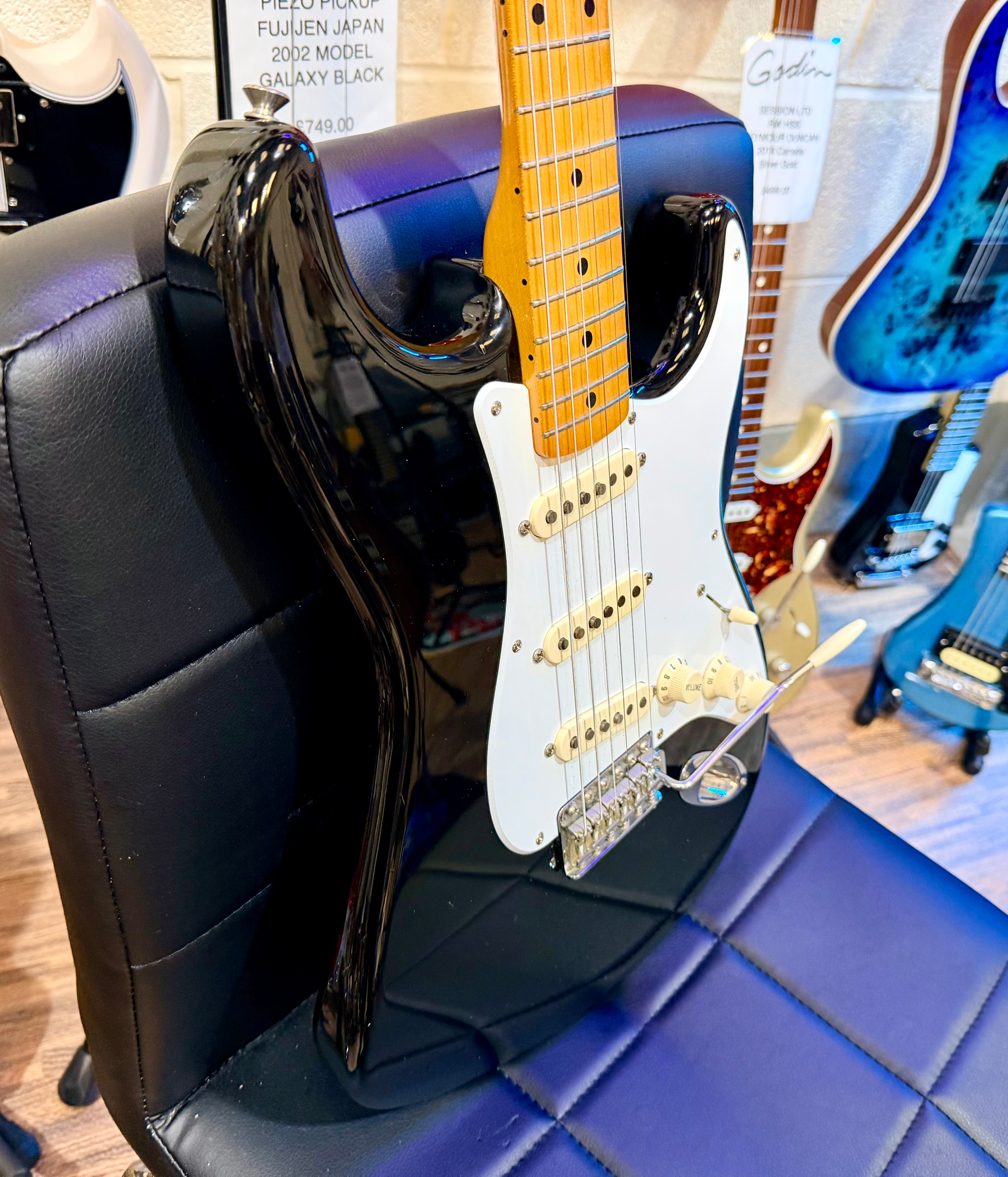 🌟2009🌟 Fender Classic Series '50s Stratocaster~ Mexican Strat~ Gloss Black!