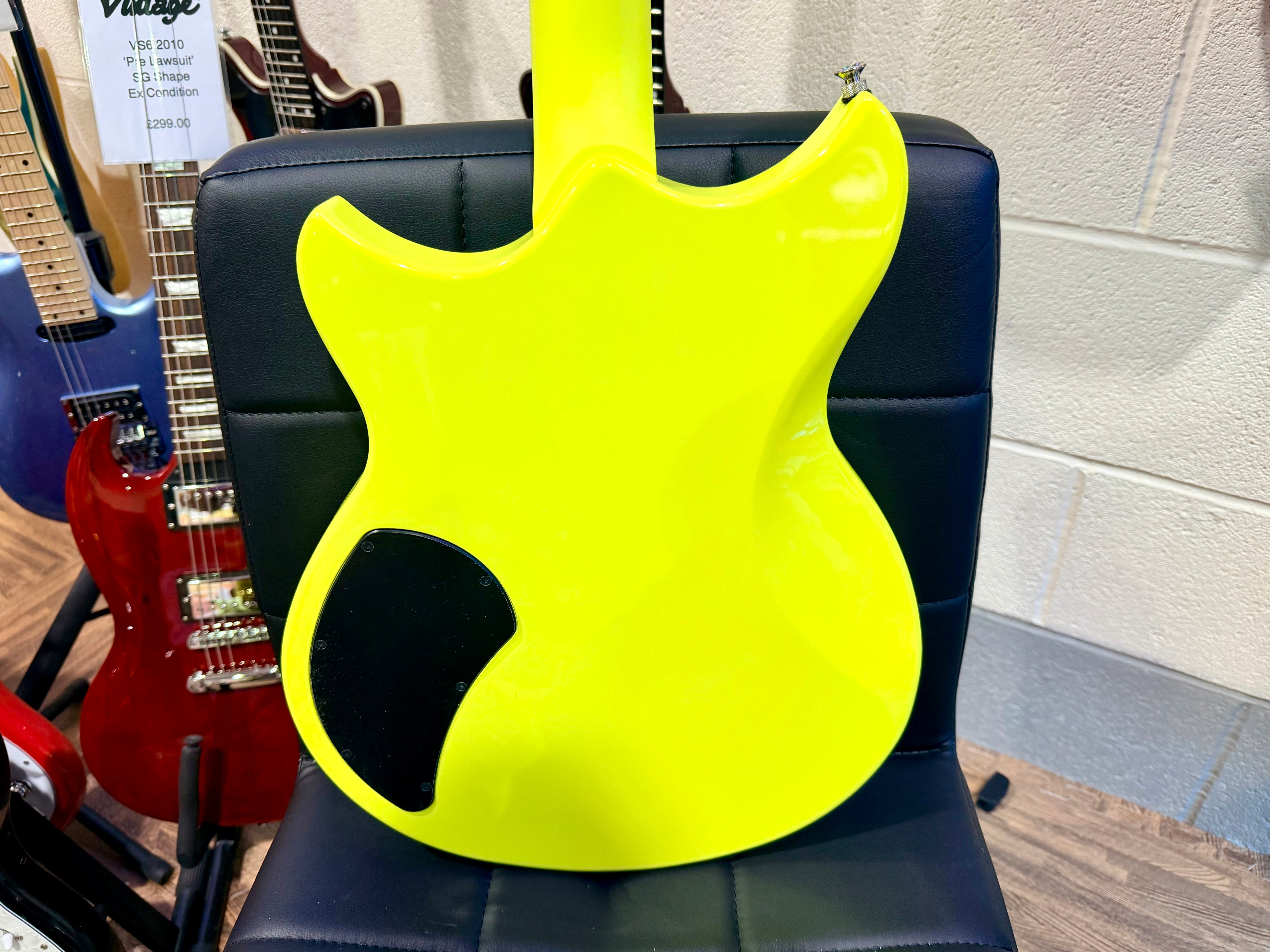 🔥NEW 2025🔥 Yamaha Revstar Element~ Neon Yellow RSE20 Electric Guitar!